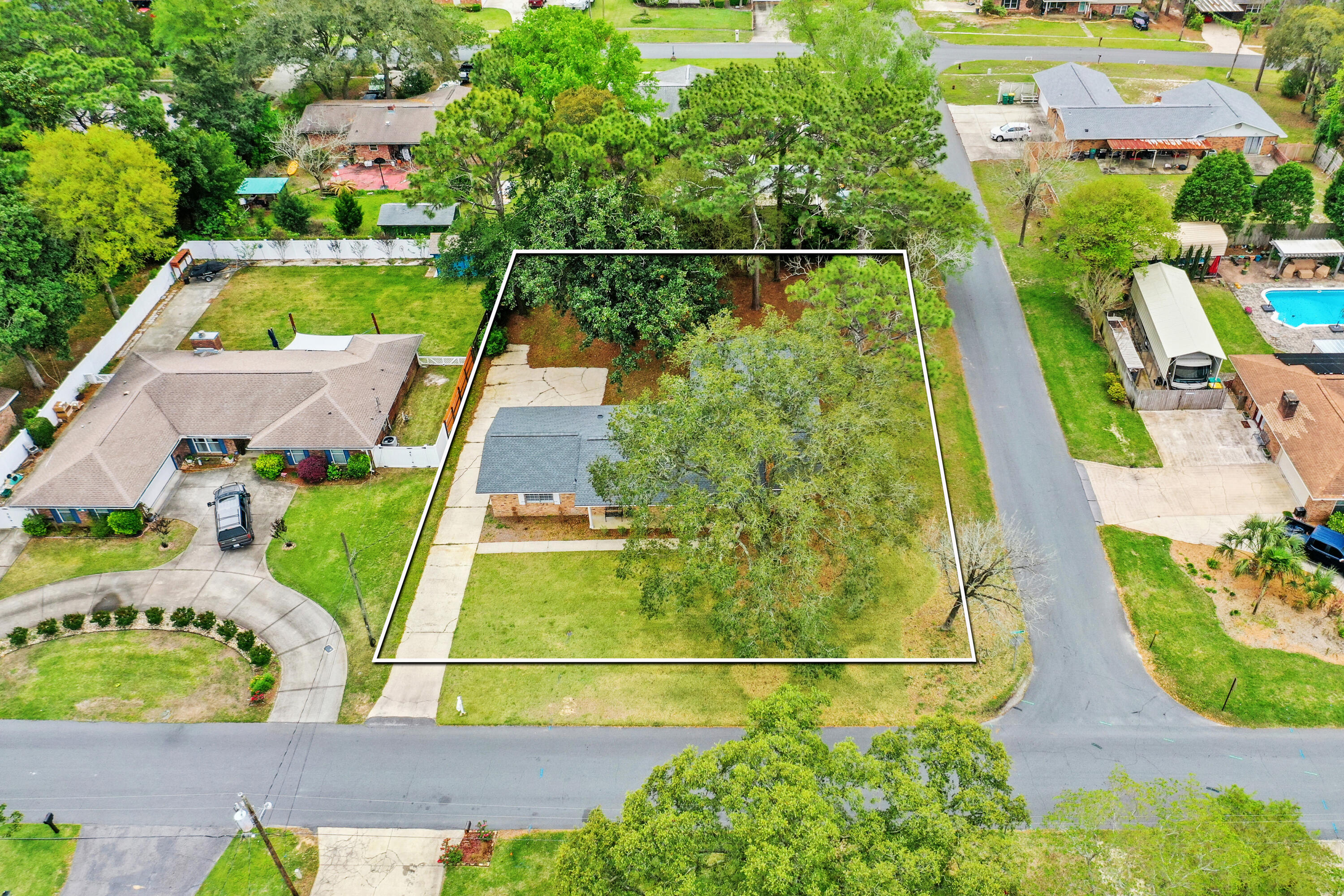 BAYOU POQUITO - Residential