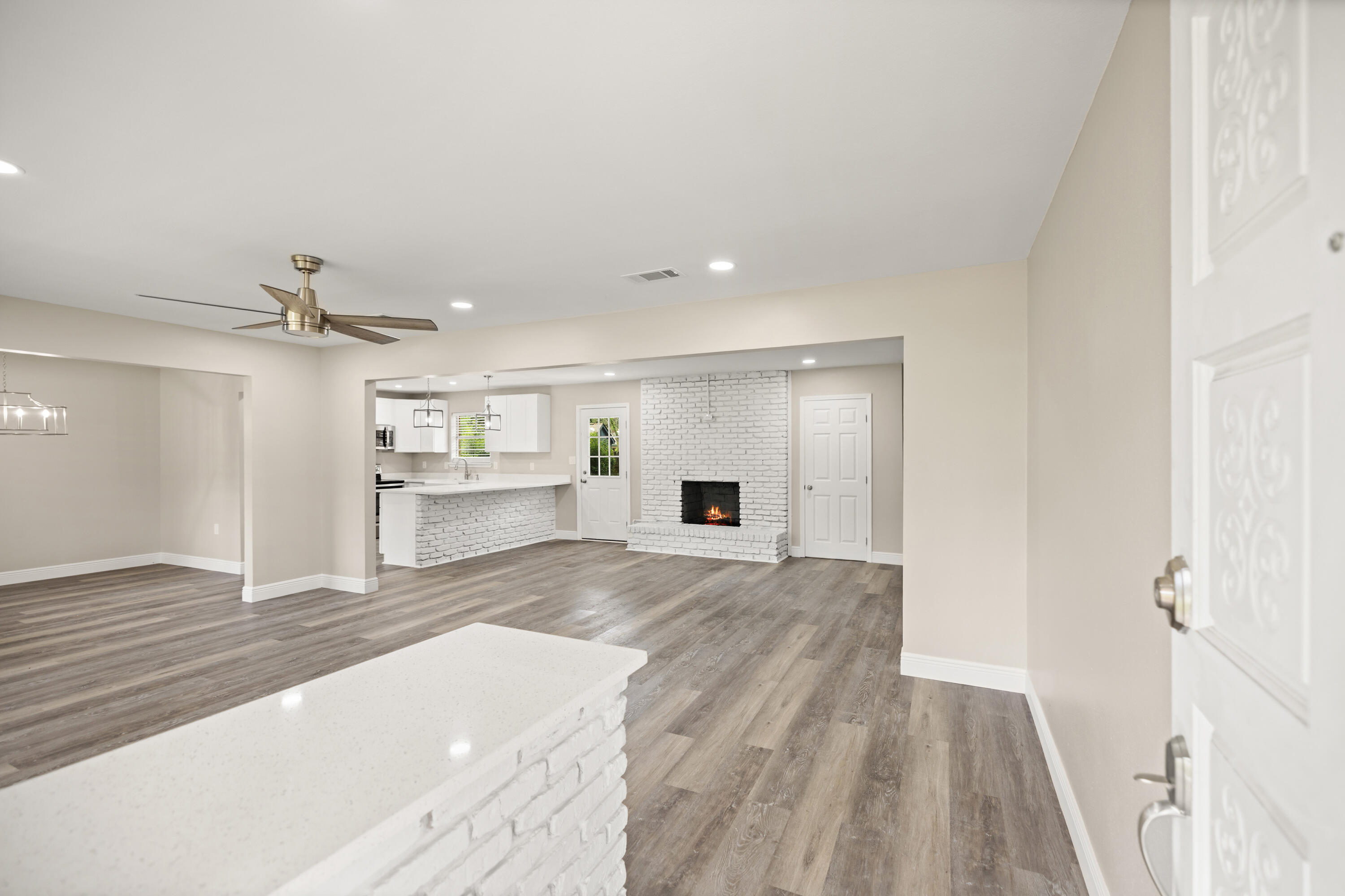BAYOU POQUITO - Residential