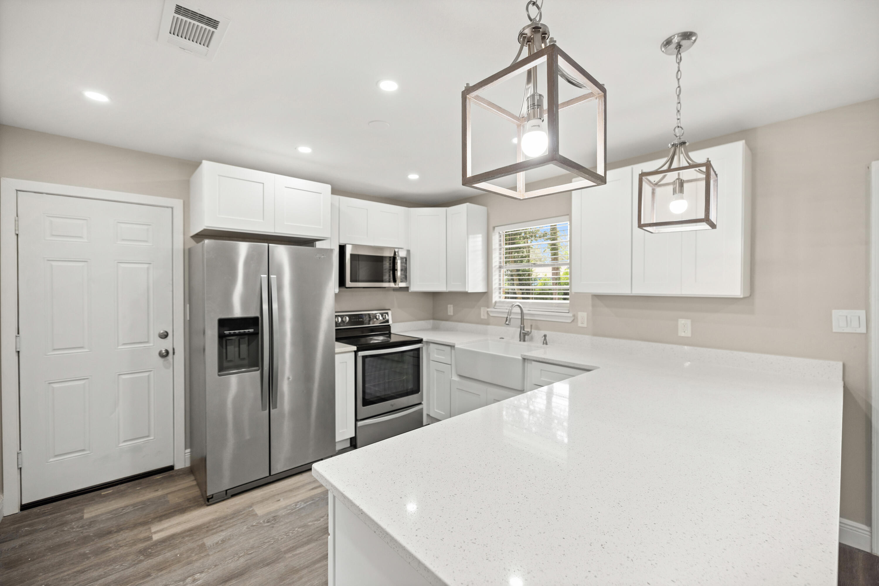 BAYOU POQUITO - Residential