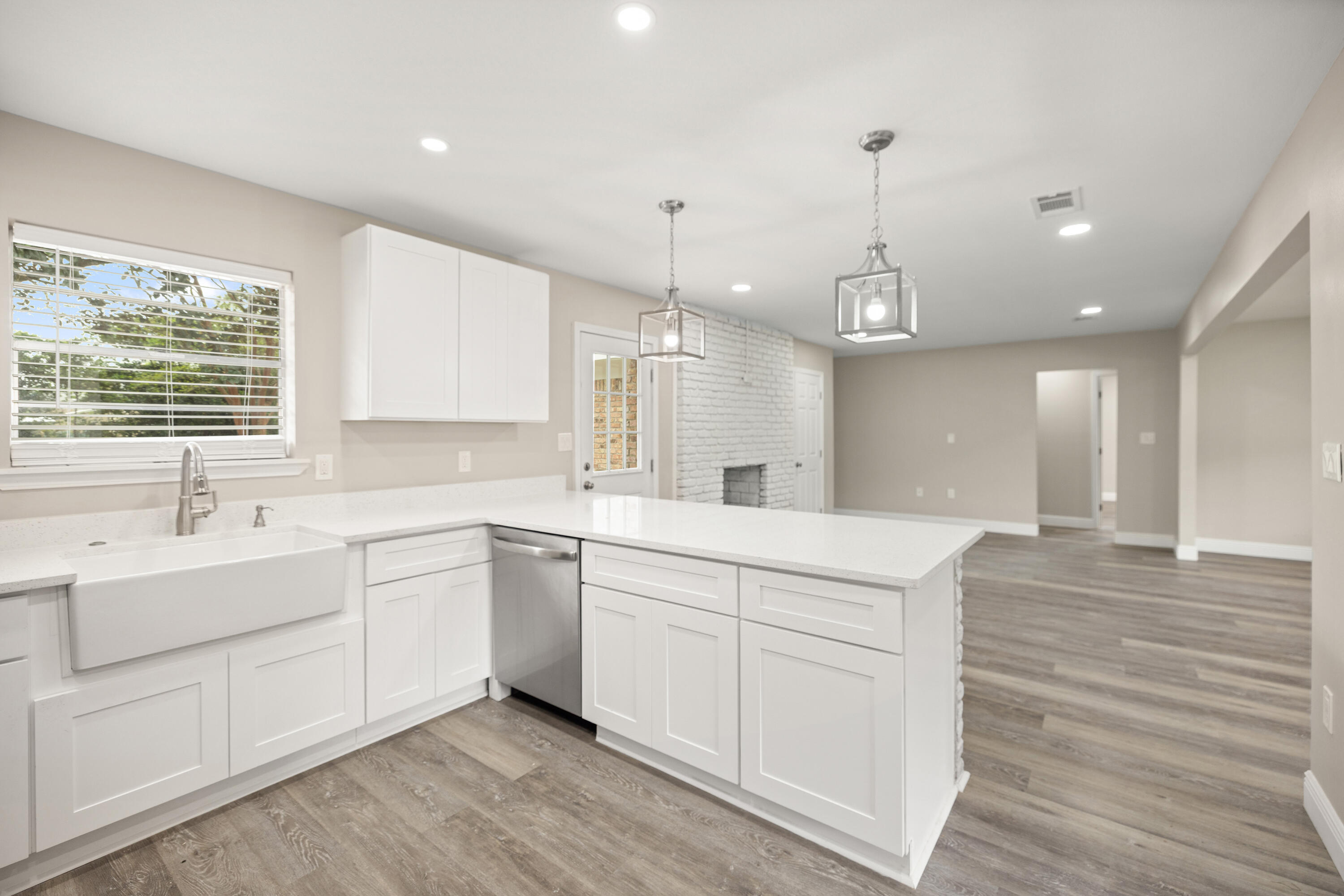 BAYOU POQUITO - Residential