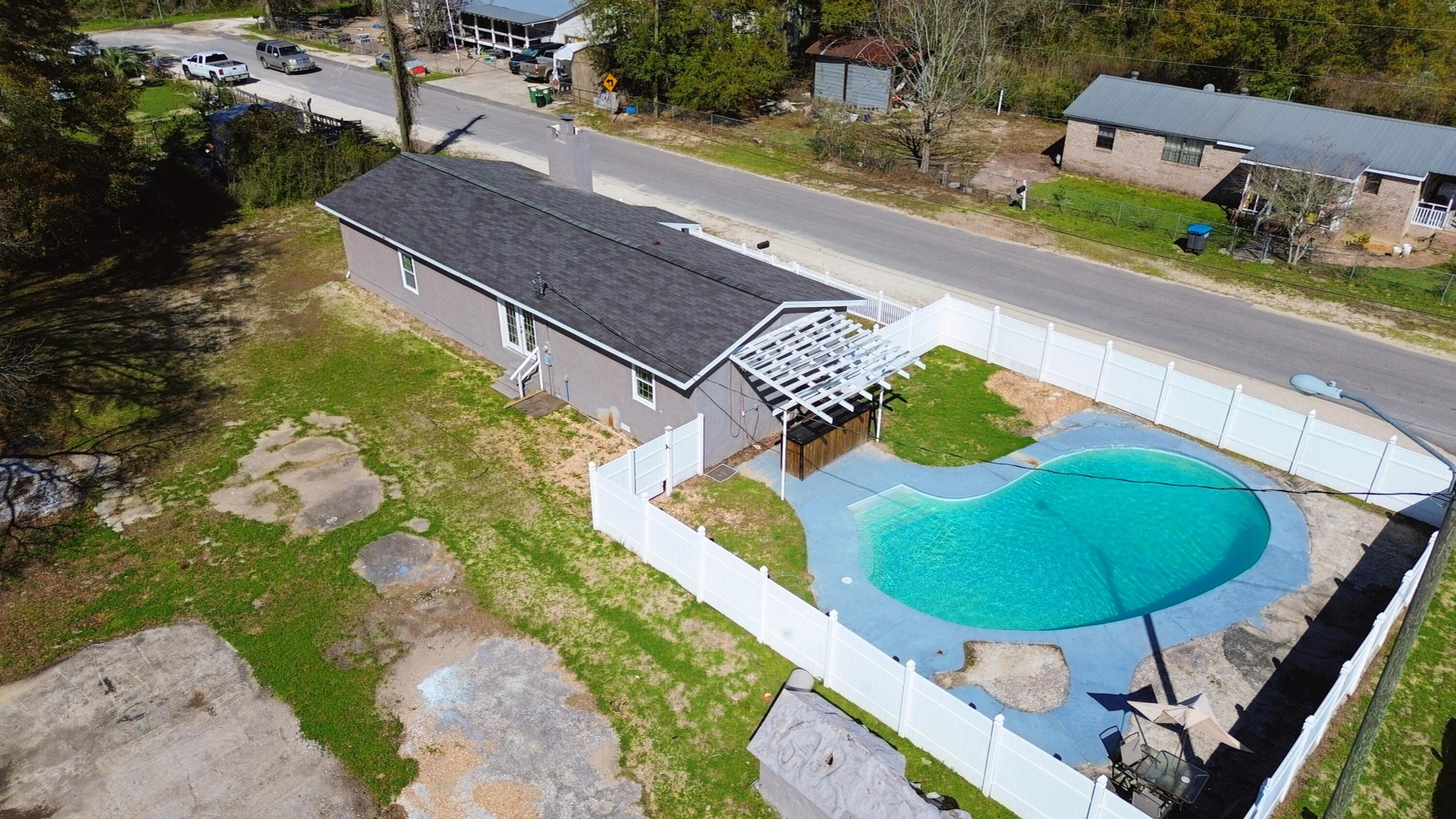 NO RECORDED SUBDIVISION - Residential