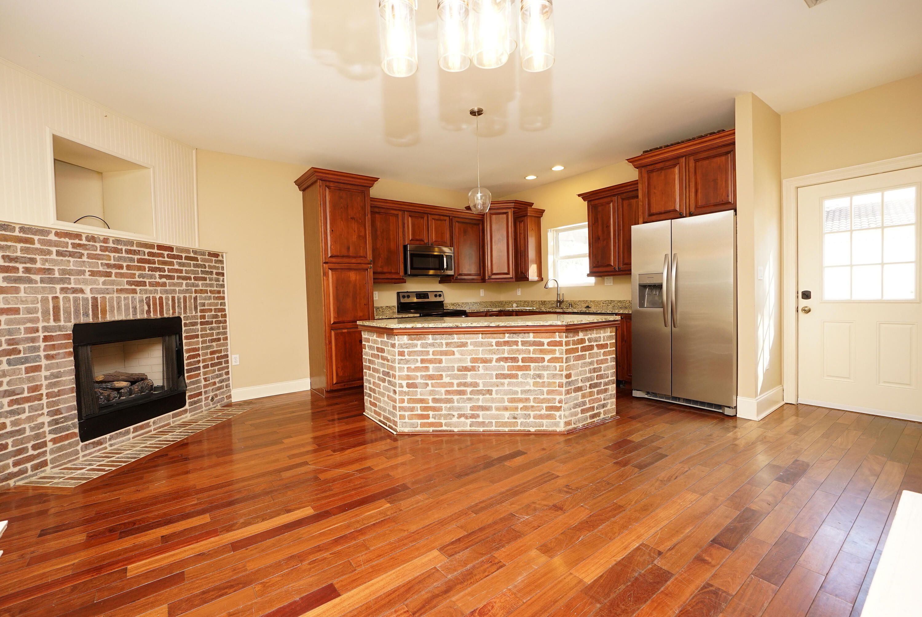 CALUSA BAY S/D - Residential Lease