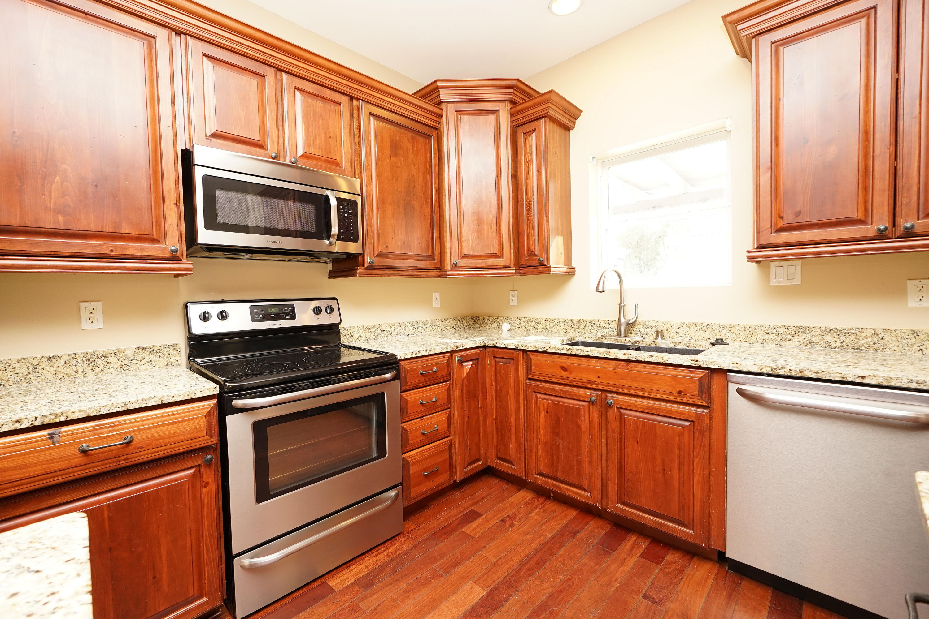 CALUSA BAY S/D - Residential Lease