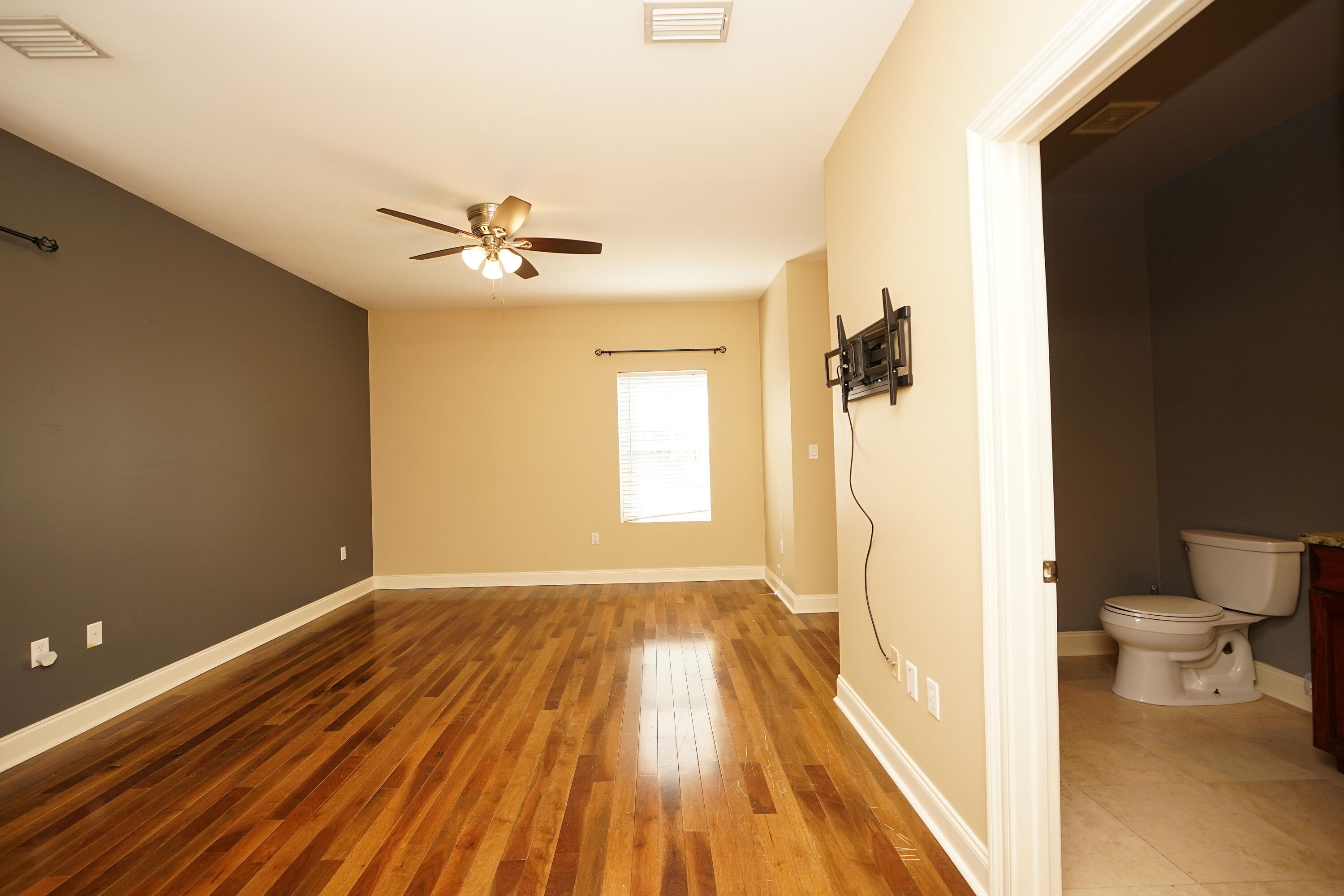 CALUSA BAY S/D - Residential Lease