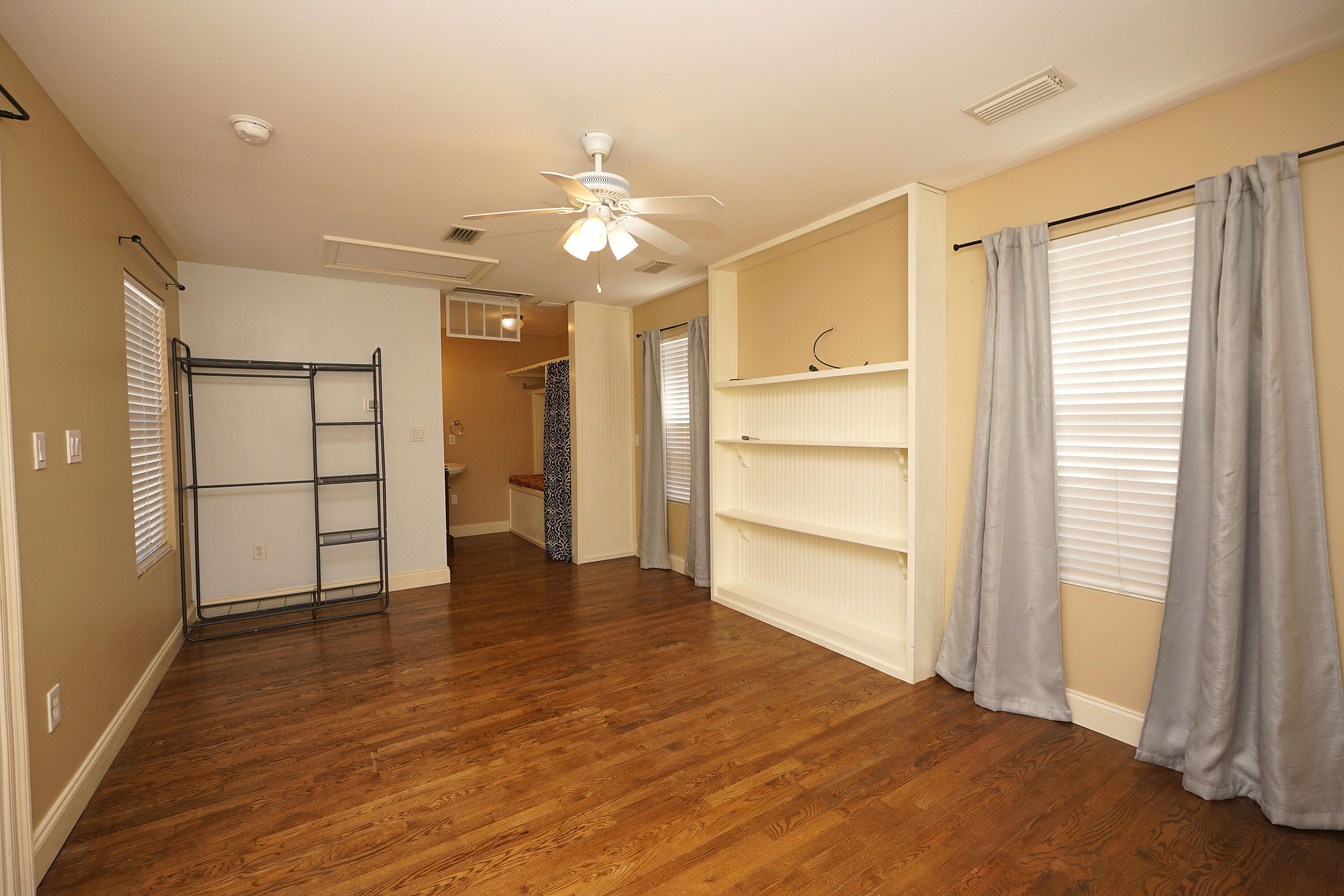 CALUSA BAY S/D - Residential Lease