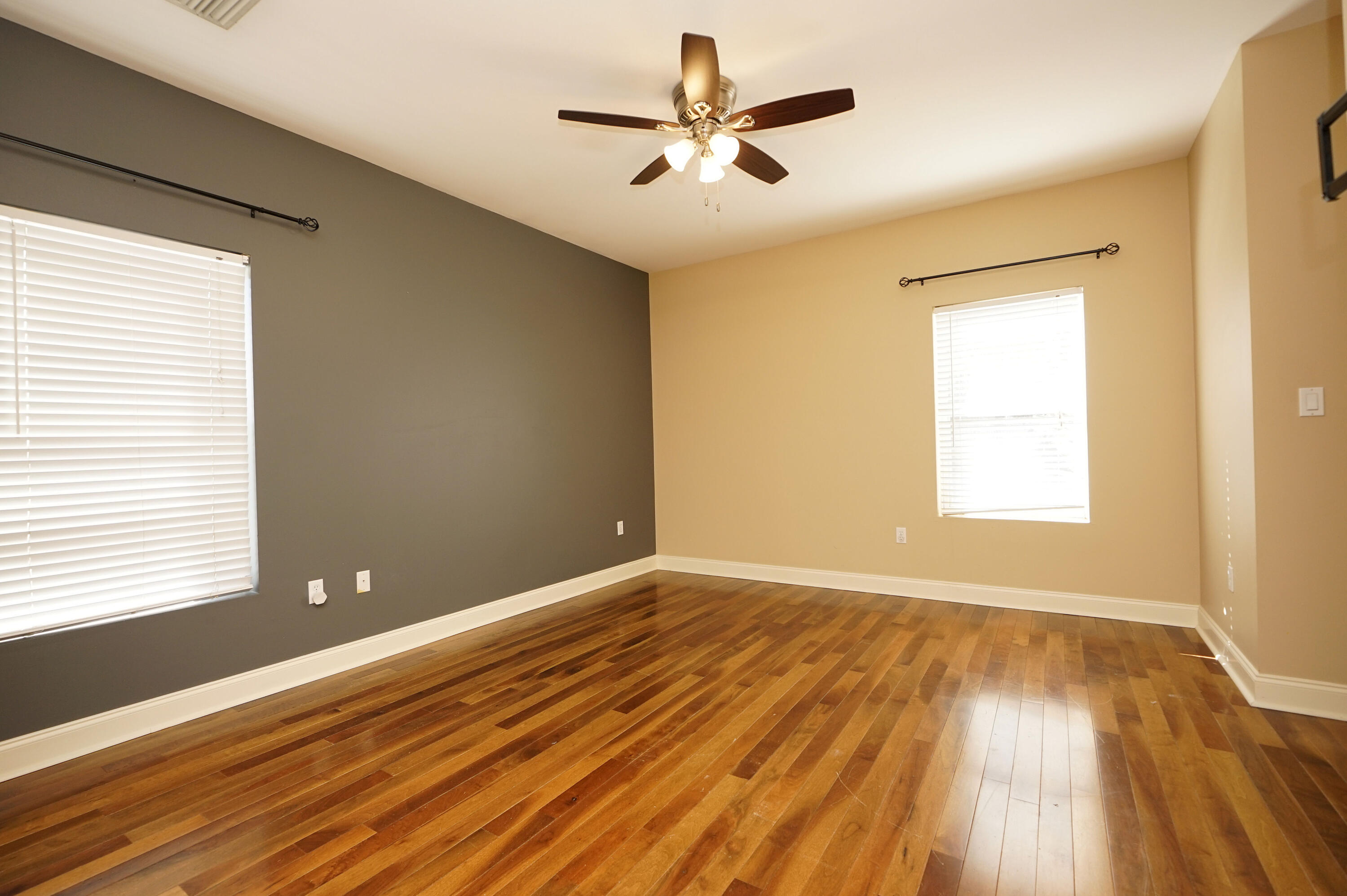 CALUSA BAY S/D - Residential Lease