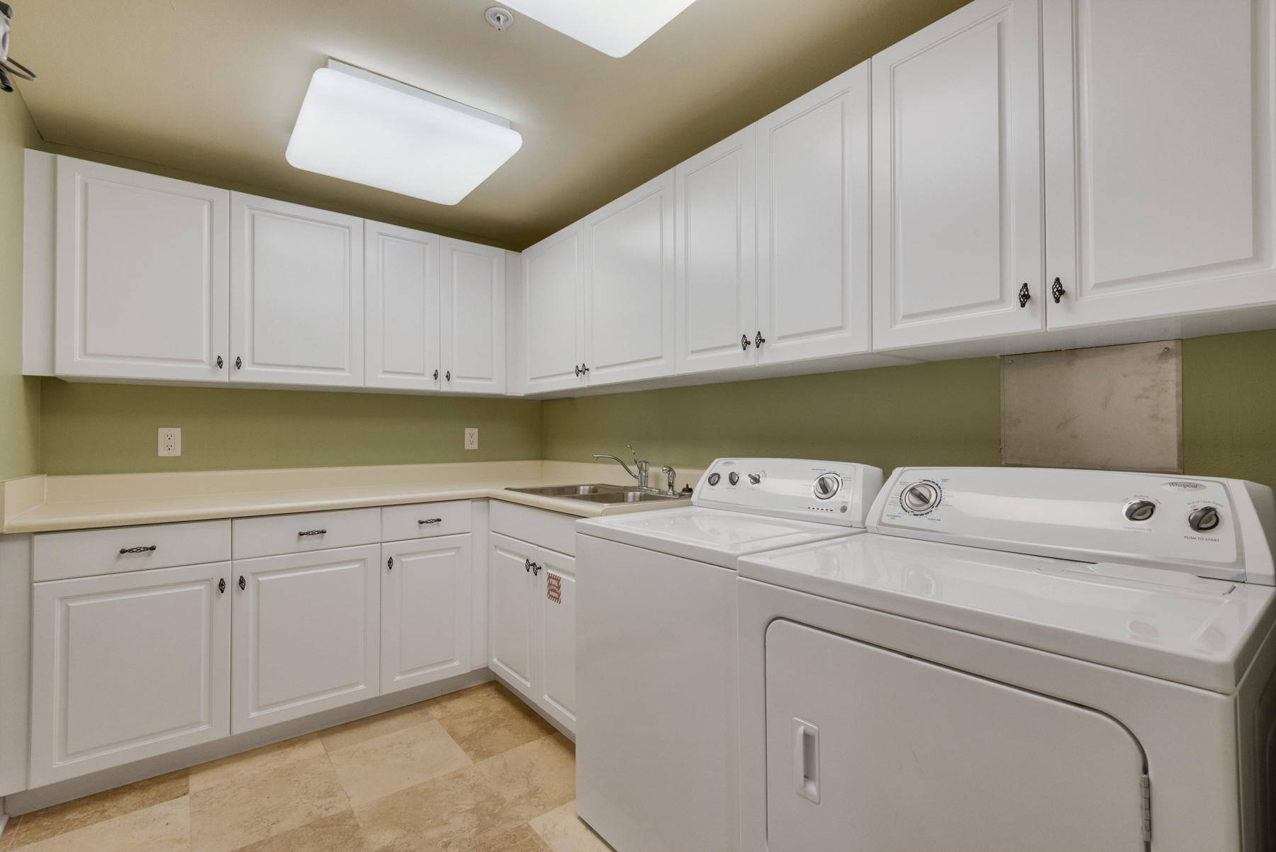 MAJESTIC SUN - Residential