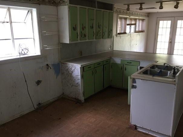 TOWN OF DEFUNIAK SPRINGS - Residential