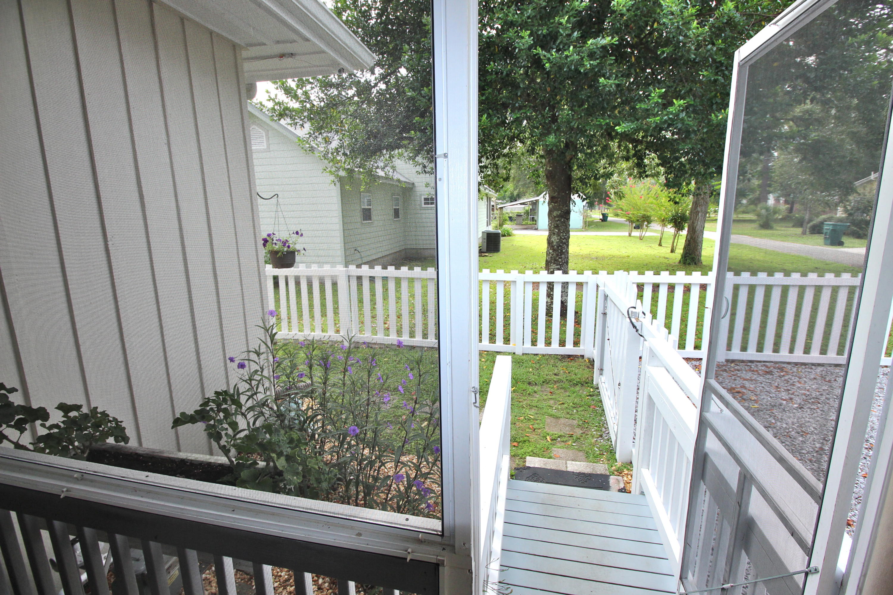 TOWN OF DEFUNIAK SPRINGS - Residential