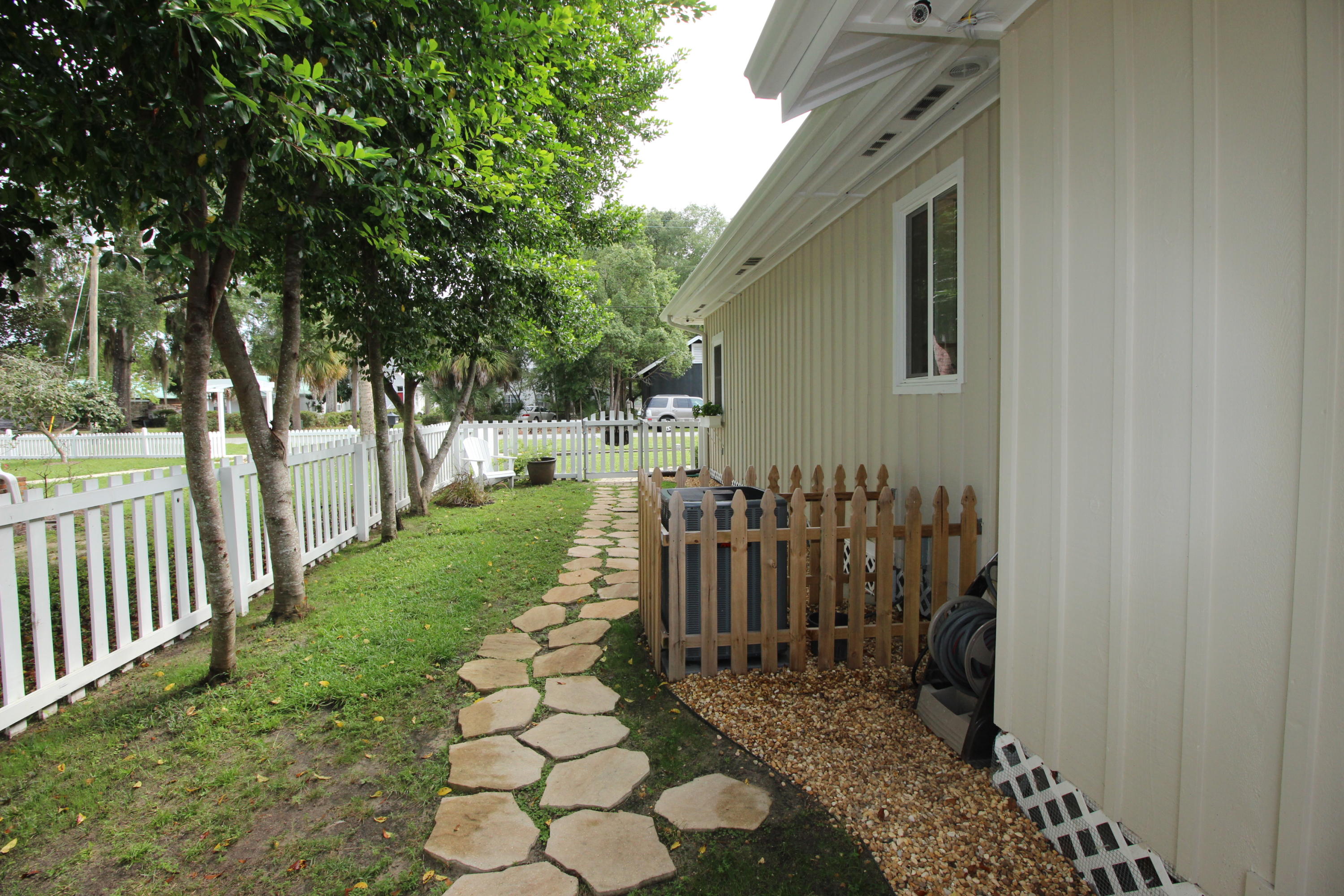 TOWN OF DEFUNIAK SPRINGS - Residential