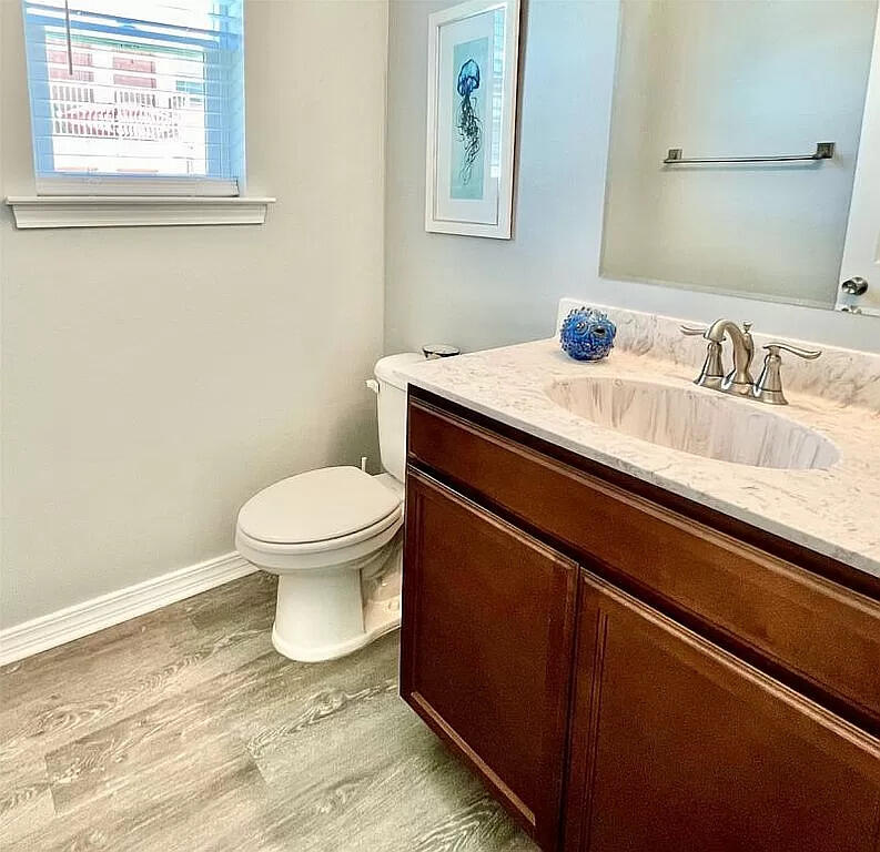 OKALOOSA ISLAND - Residential