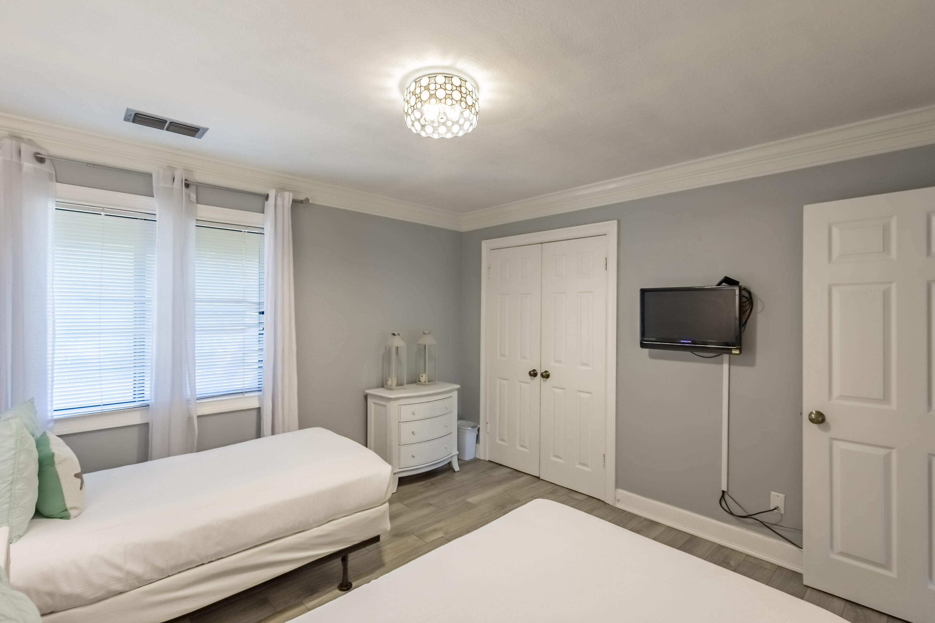 BEACHWALK VILLAS PH 05 - Residential
