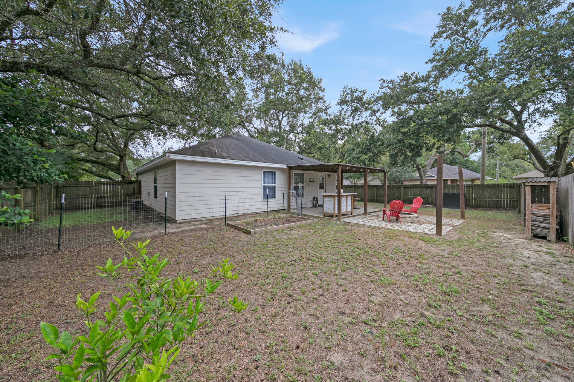 EMORY THOMAS - Residential