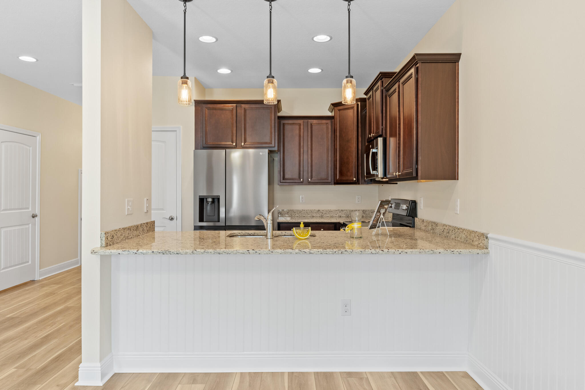 RESERVE POINTE - Residential