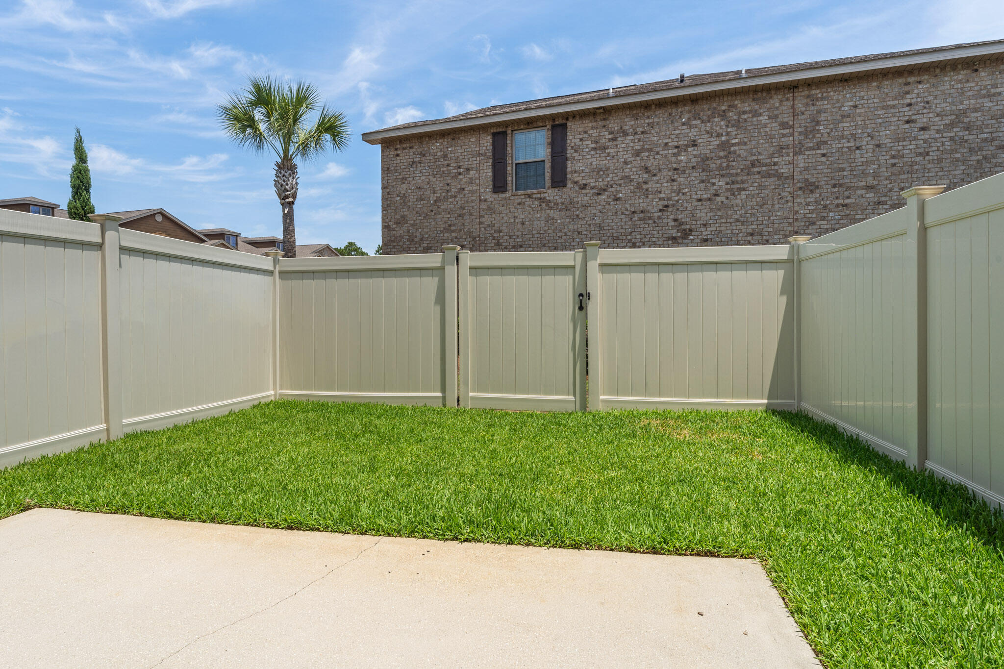 RESERVE POINTE - Residential