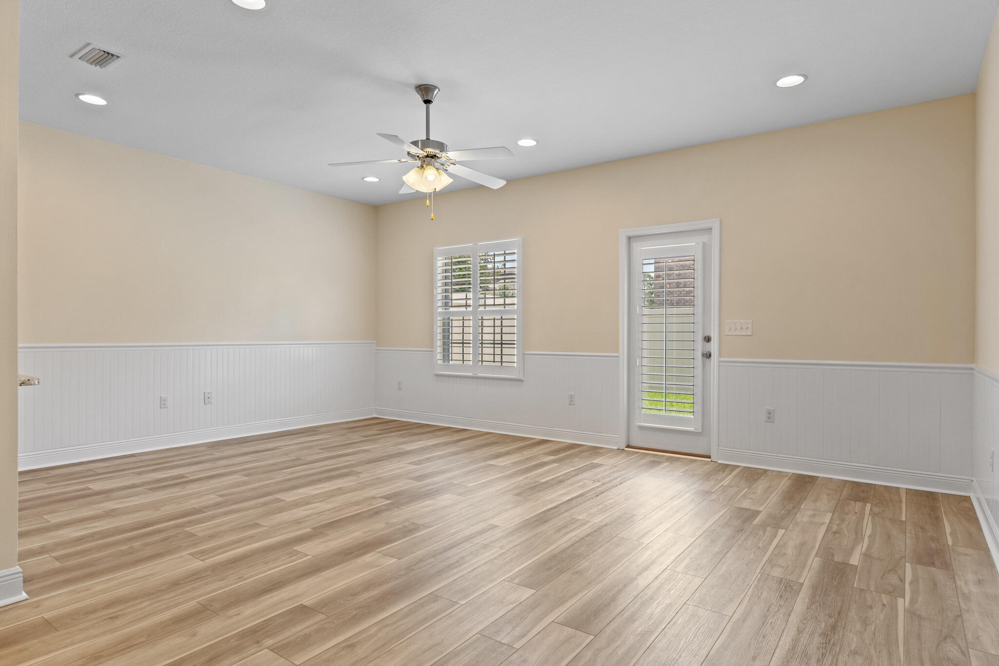 RESERVE POINTE - Residential