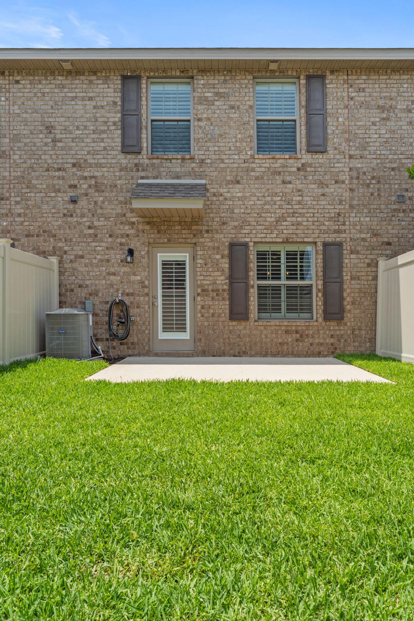 RESERVE POINTE - Residential