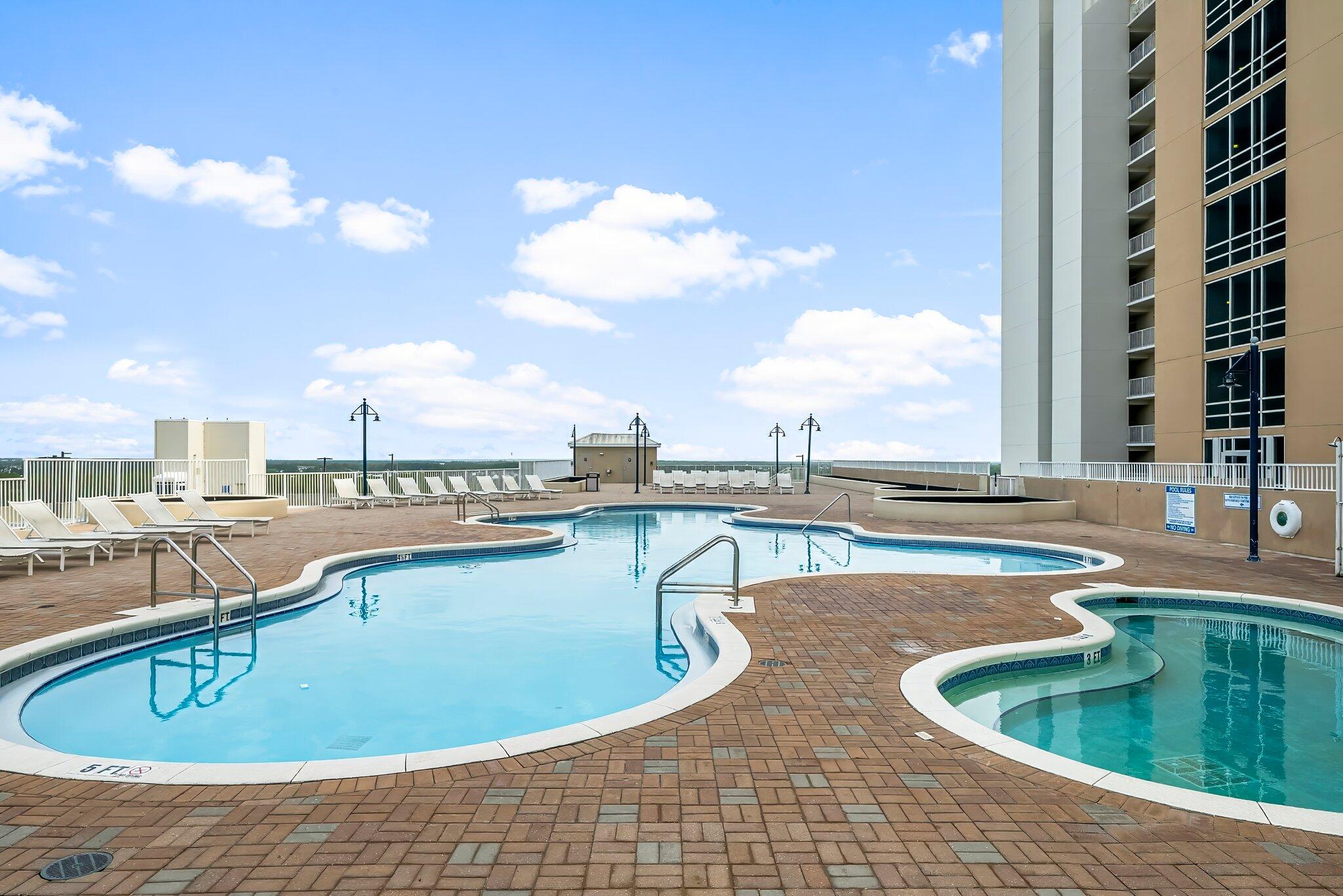 Laketown Wharf - Residential