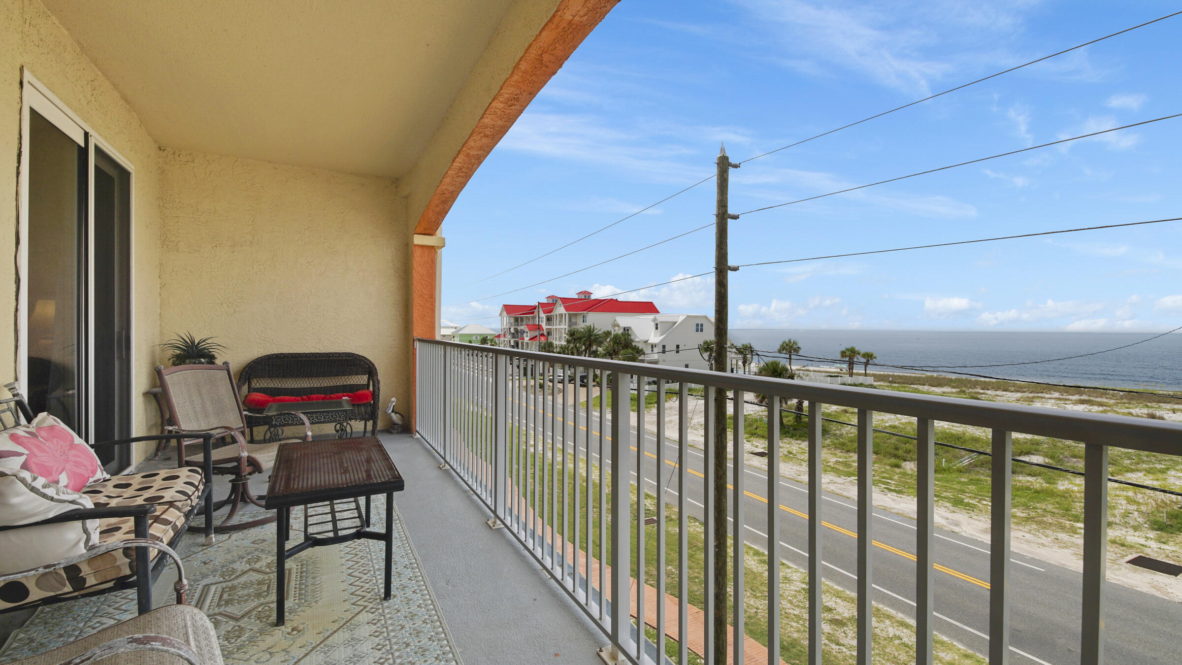 Summerhouse - Residential