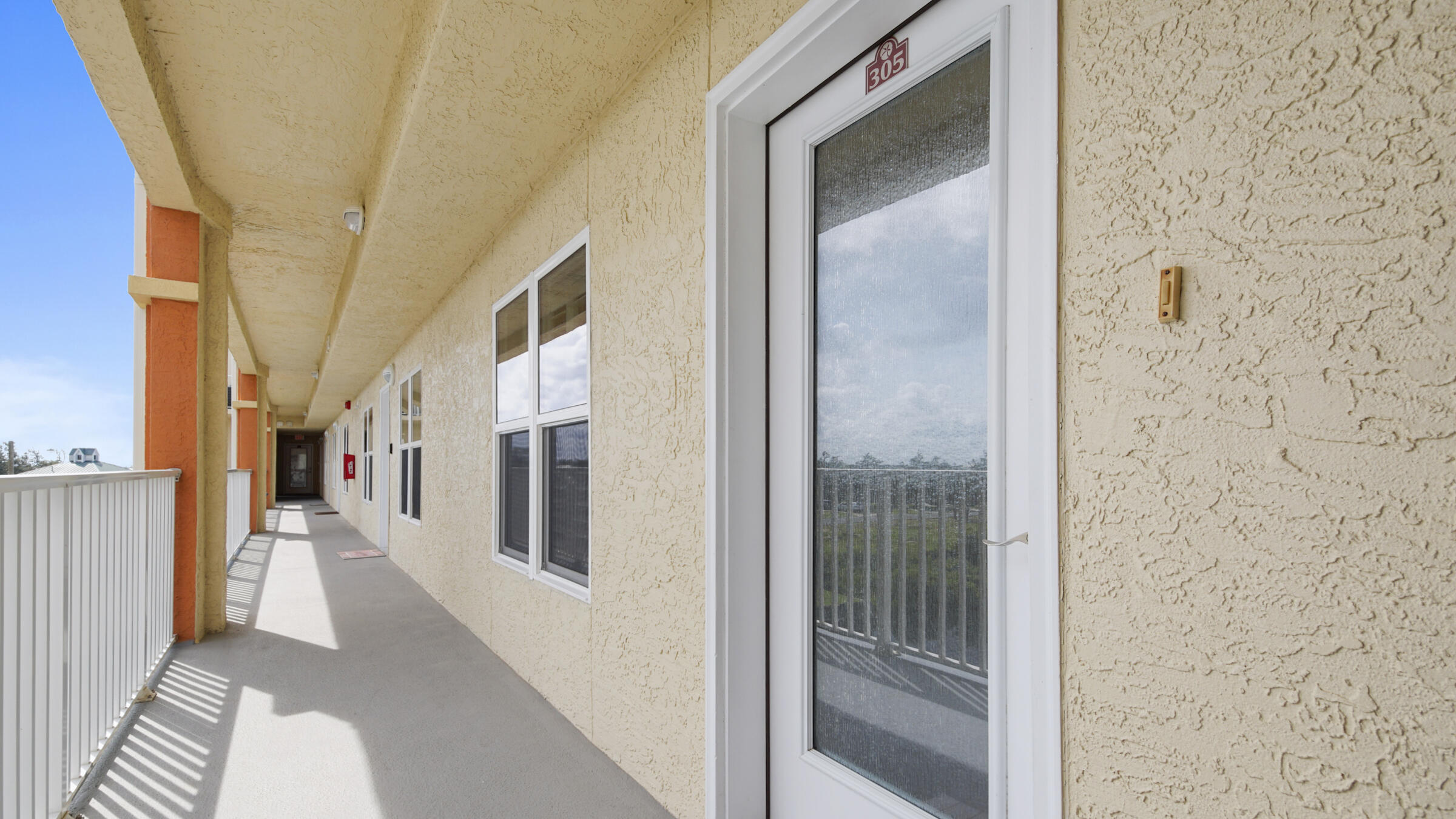 Summerhouse - Residential