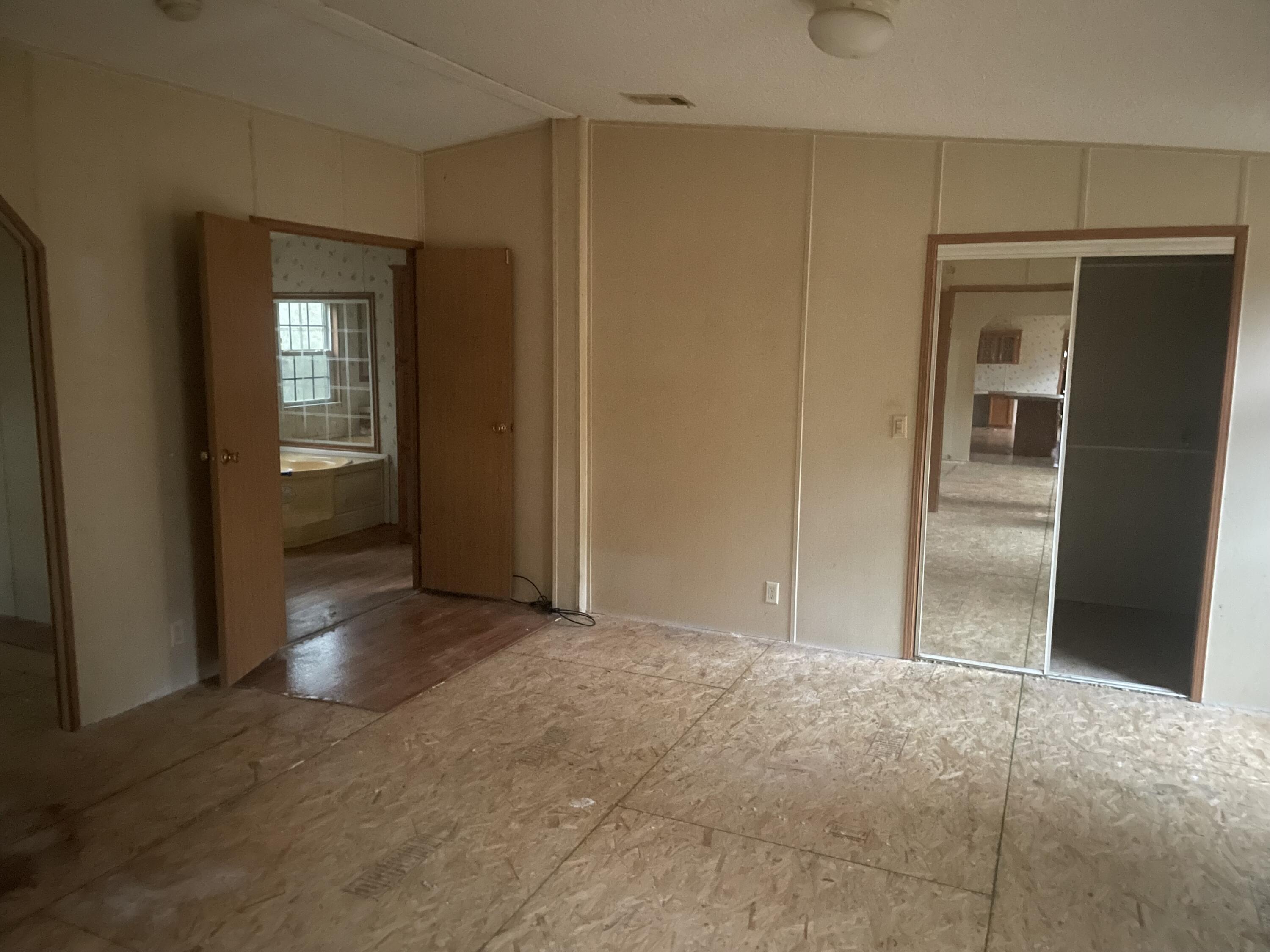 JUNIPER LAKE ESTATES UNIT 6 of Oakwood Hills - Residential