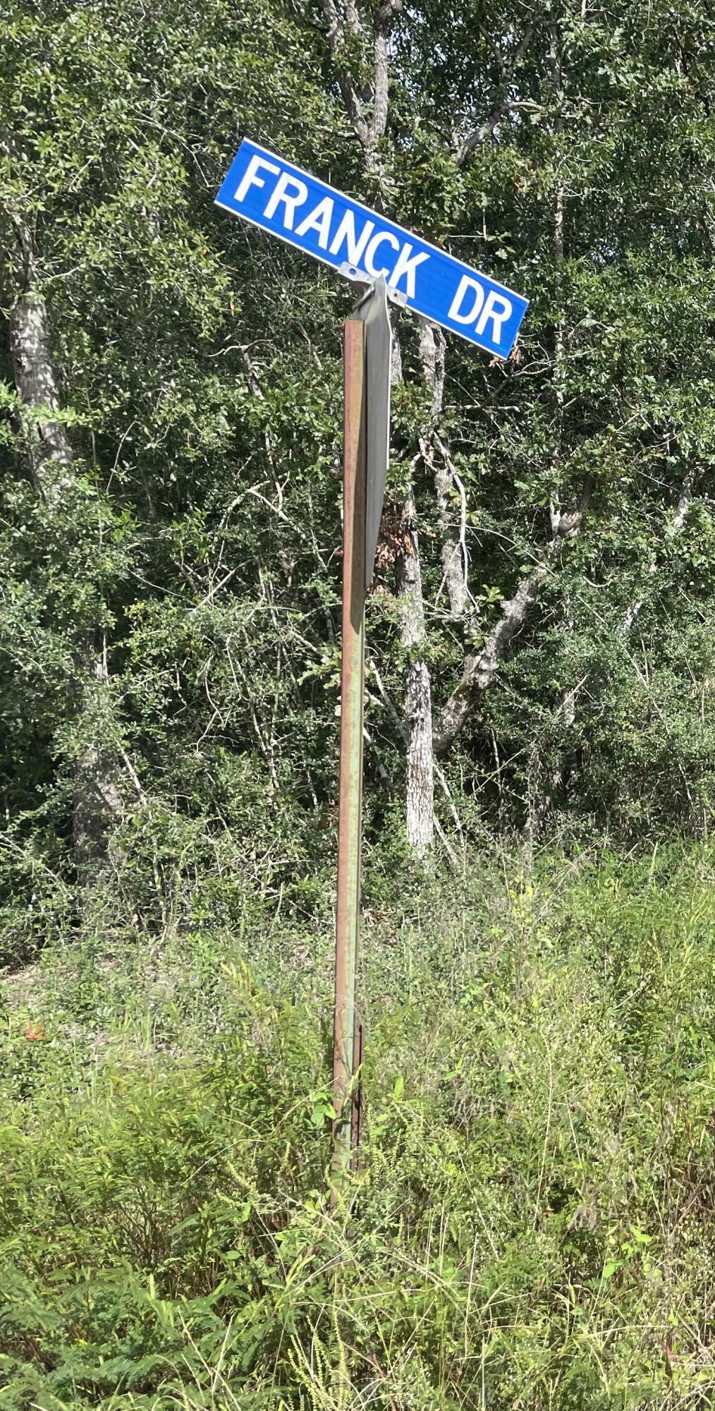 JUNIPER LAKE ESTATES UNIT 6 of Oakwood Hills - Residential