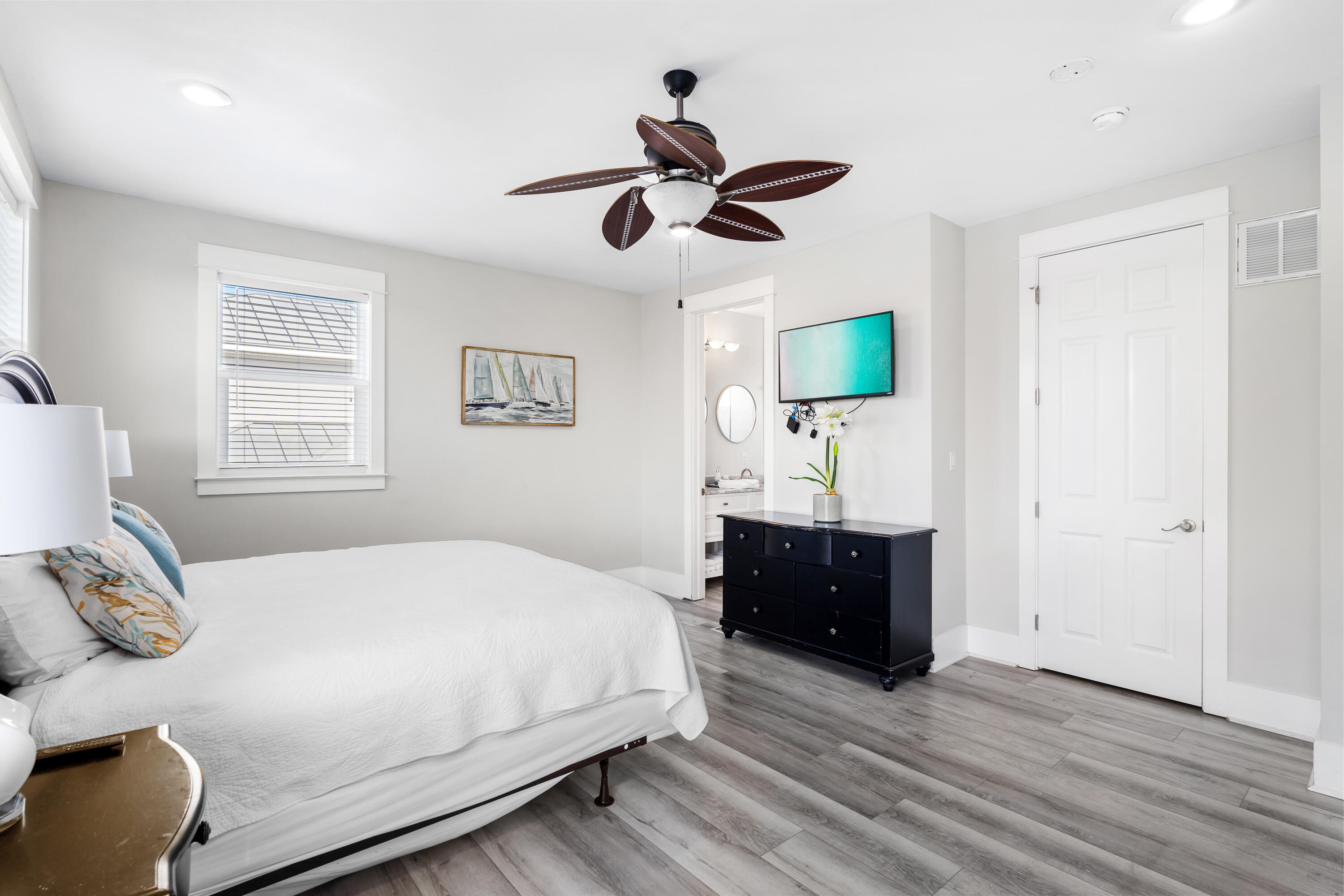 MIRAMAR BEACH VILLAS - Residential