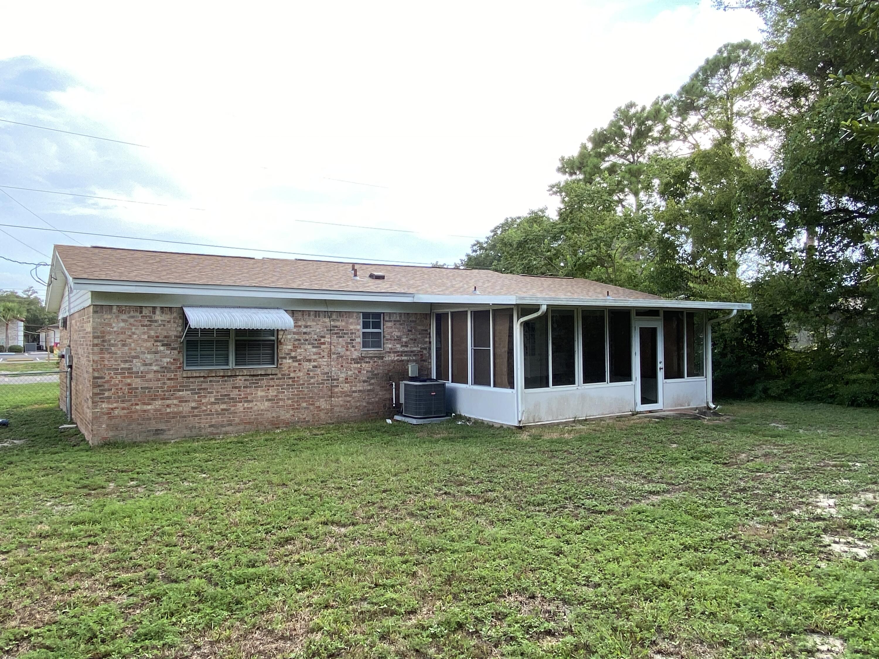 MARY ESTHER HEIGHTS - Residential
