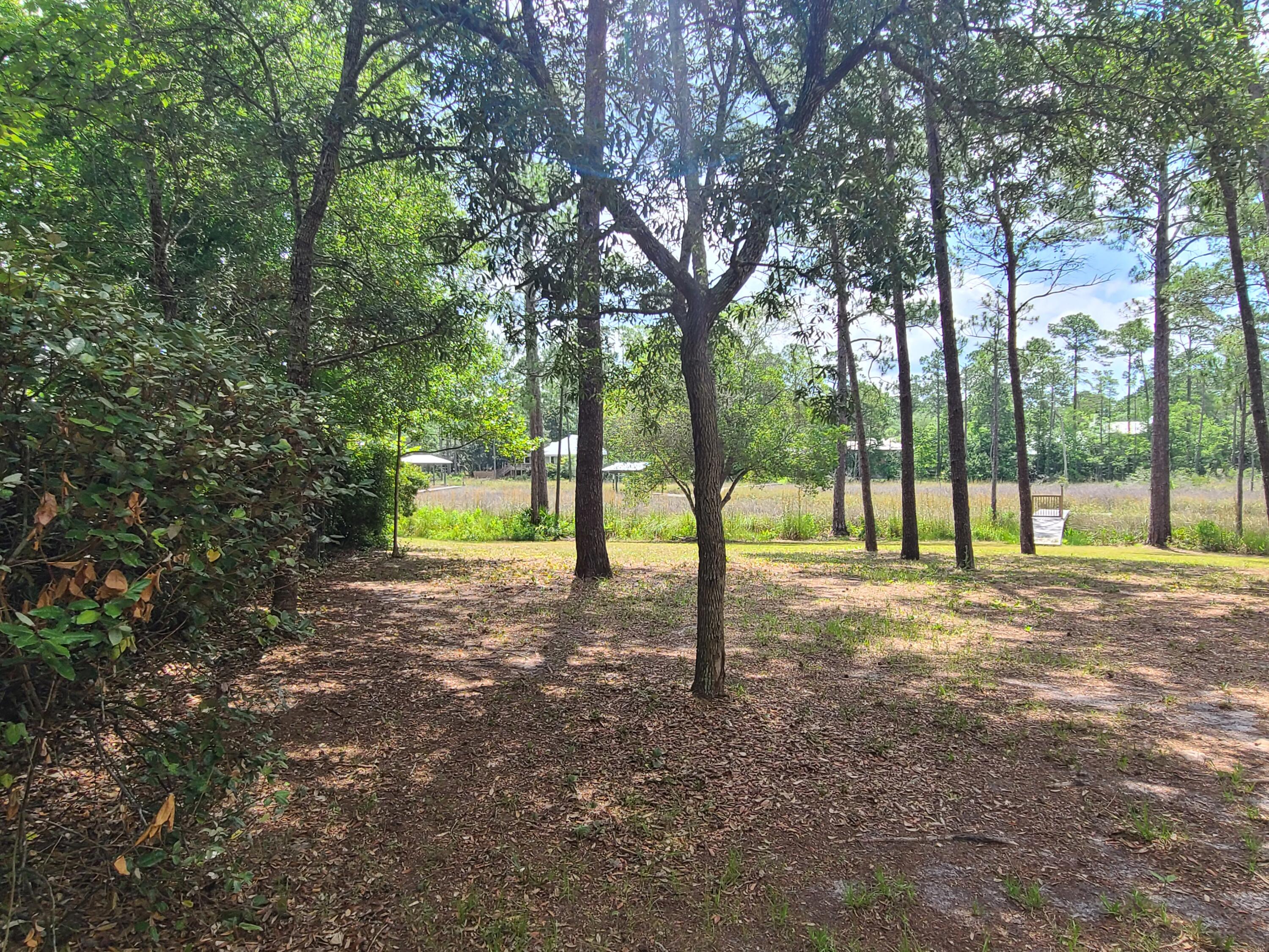 MAGNOLIA BEACH - Land