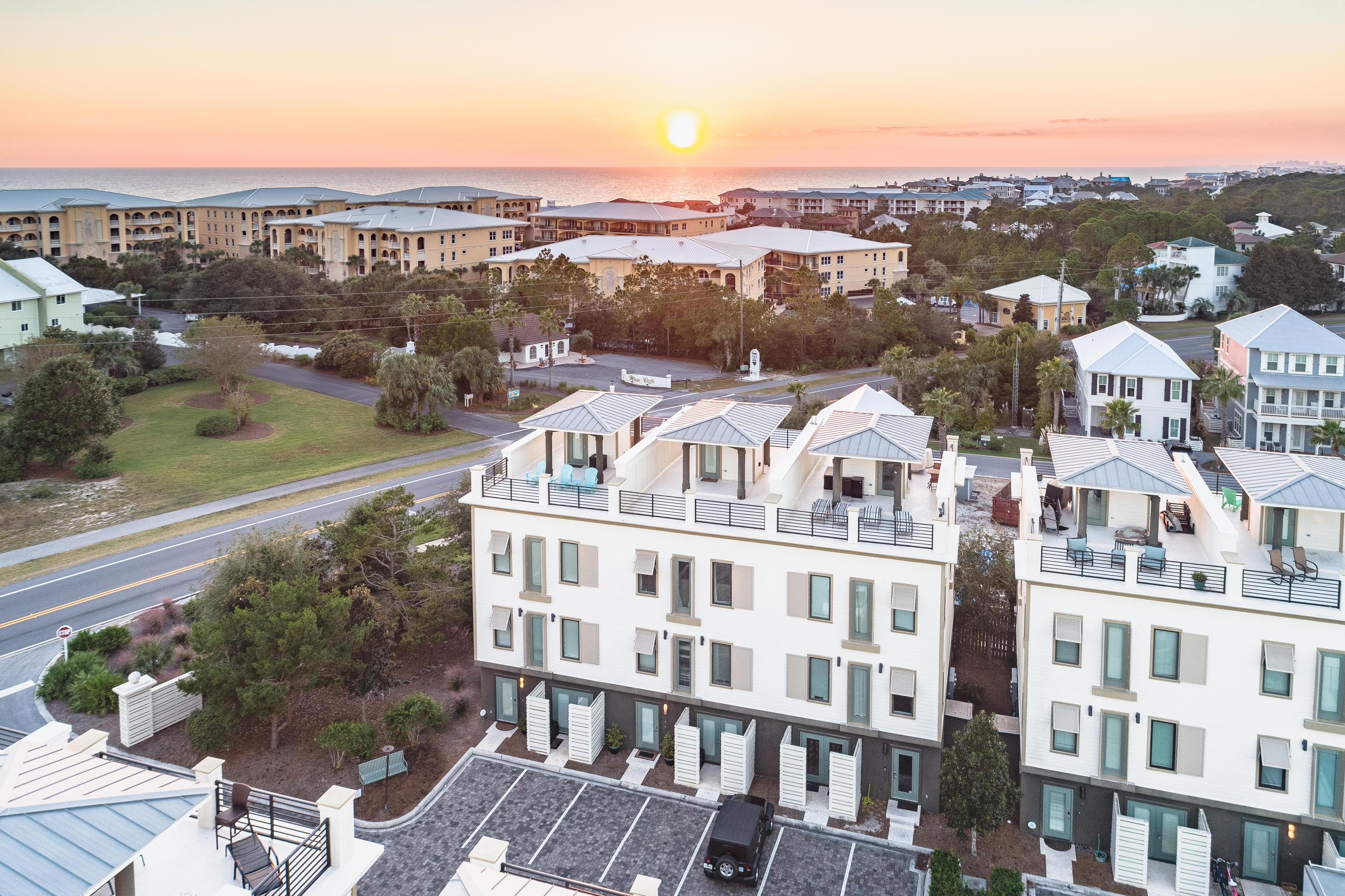 THIRTY BLU - Residential