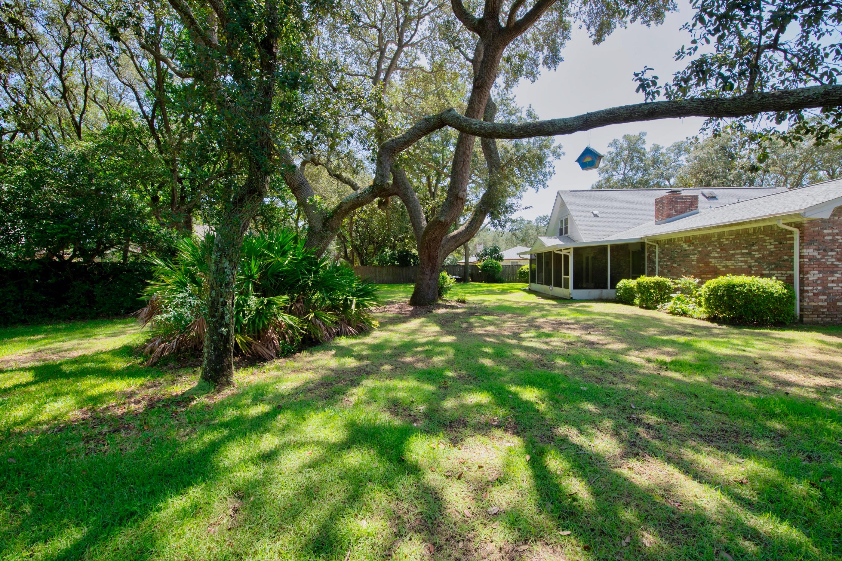 LAKE LORRAINE ESTATES 2 - Residential