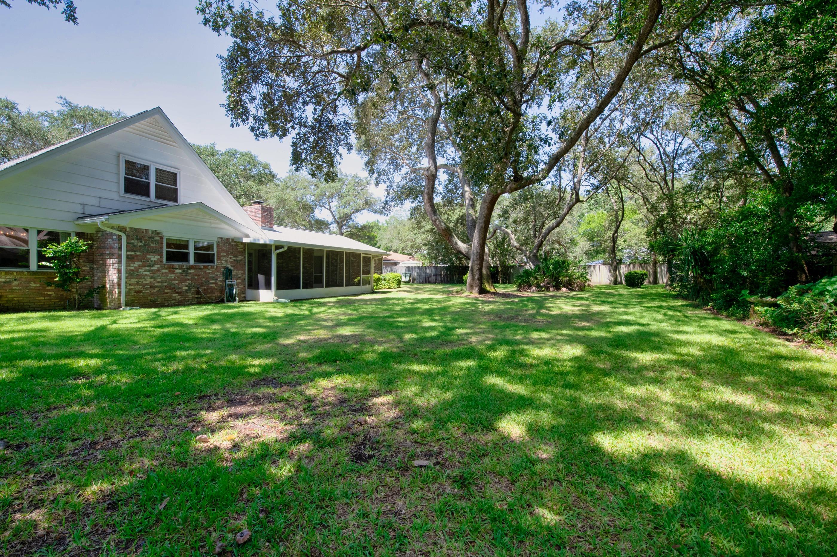 LAKE LORRAINE ESTATES 2 - Residential