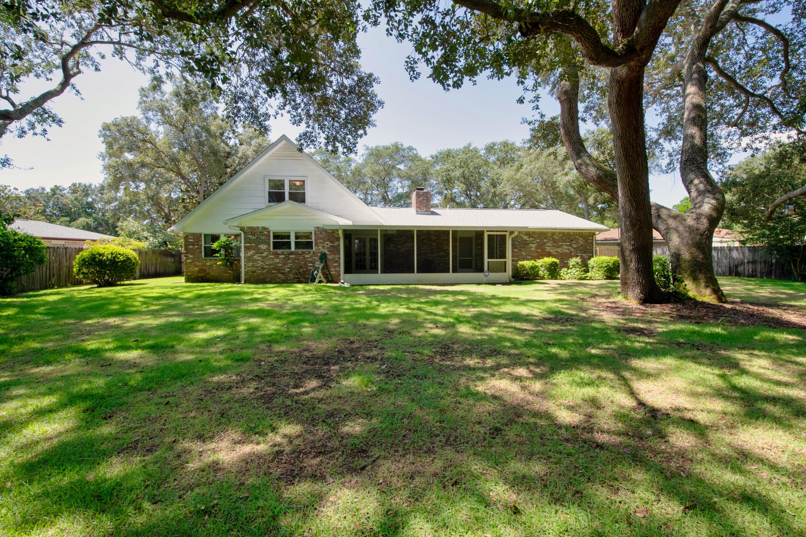 LAKE LORRAINE ESTATES 2 - Residential