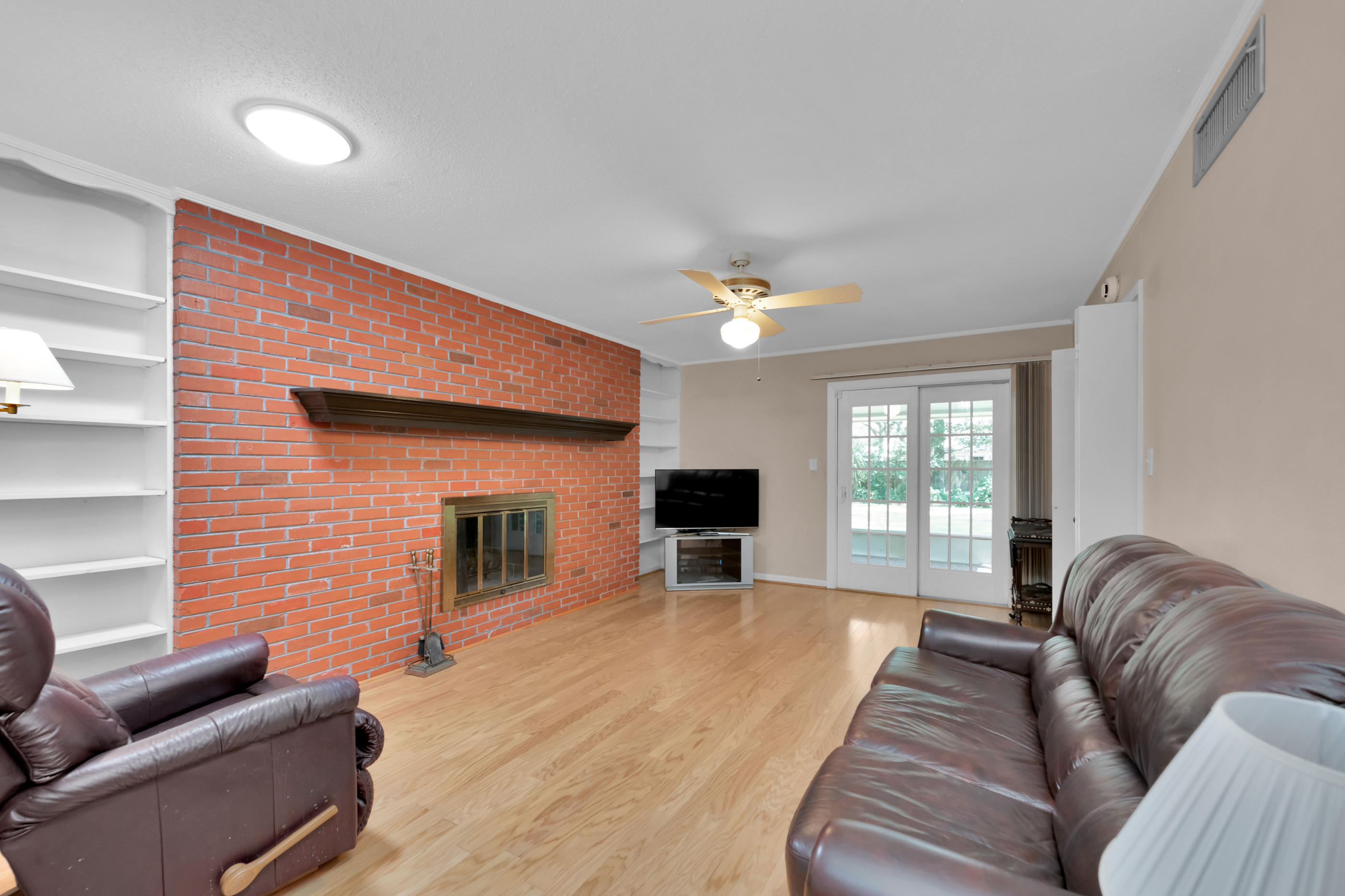 LAKE LORRAINE ESTATES 2 - Residential