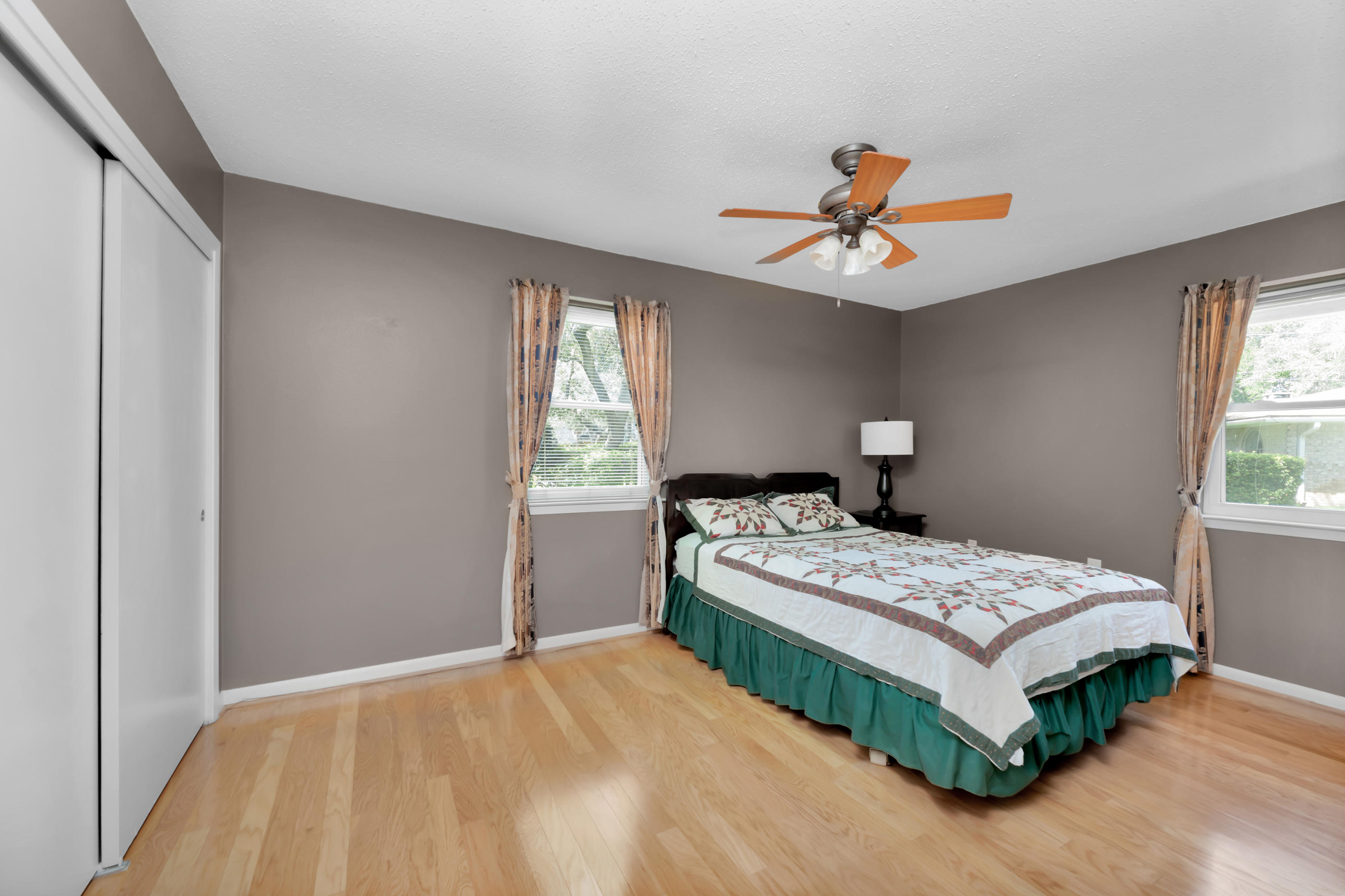 LAKE LORRAINE ESTATES 2 - Residential