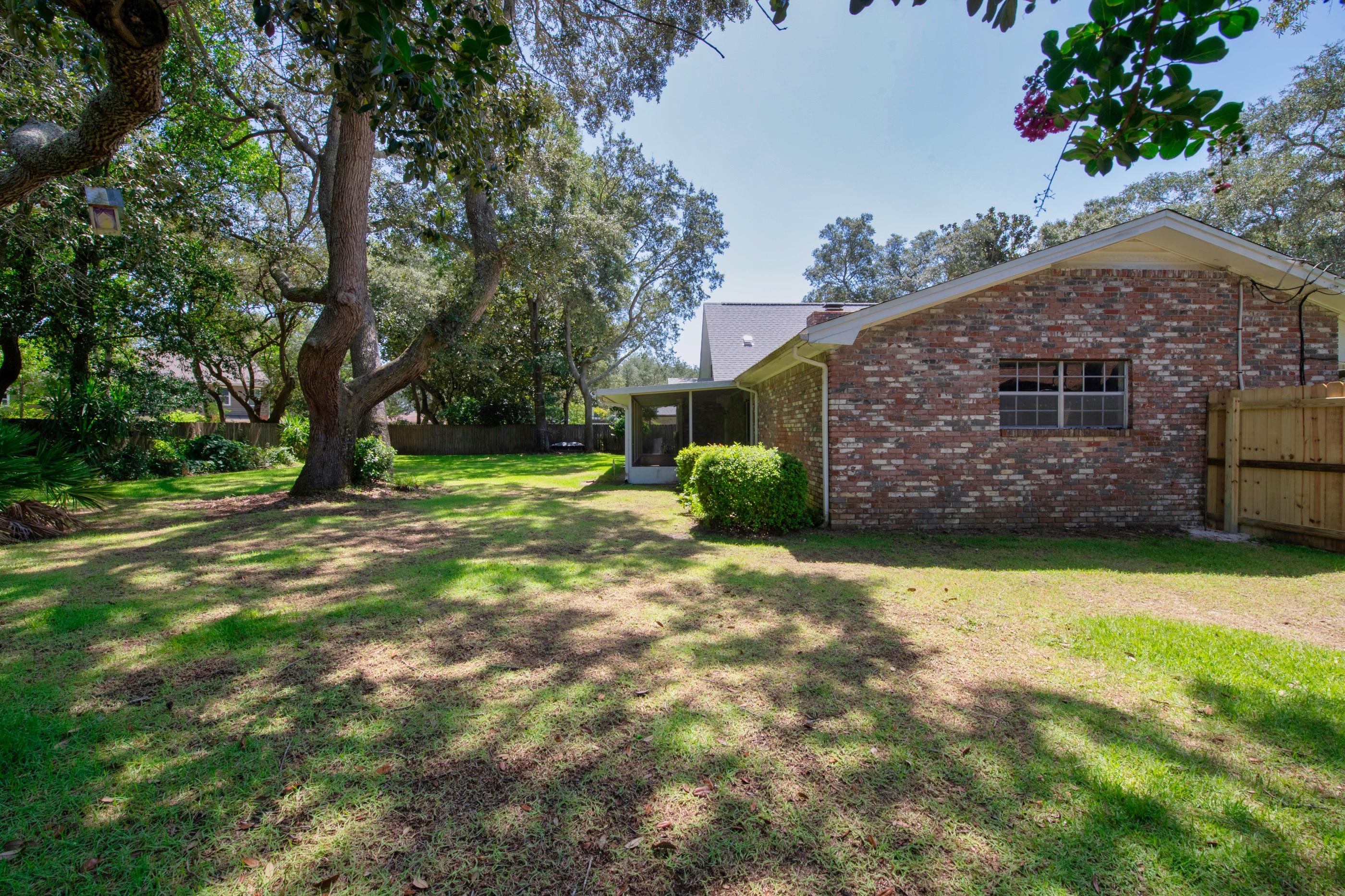 LAKE LORRAINE ESTATES 2 - Residential