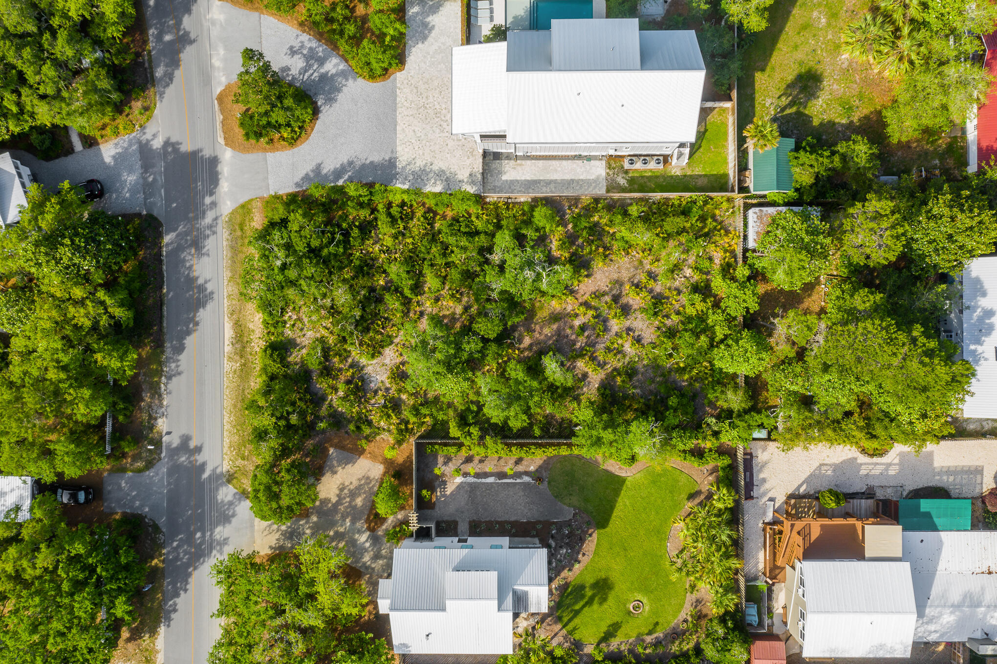 EASTERN LAKE ESTATES - Land