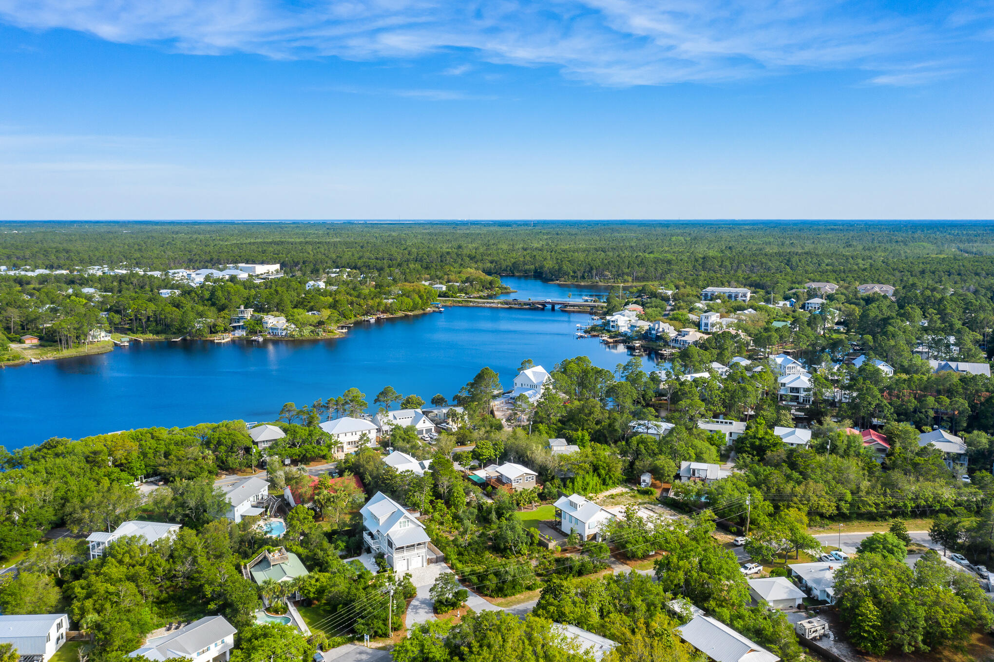 EASTERN LAKE ESTATES - Land