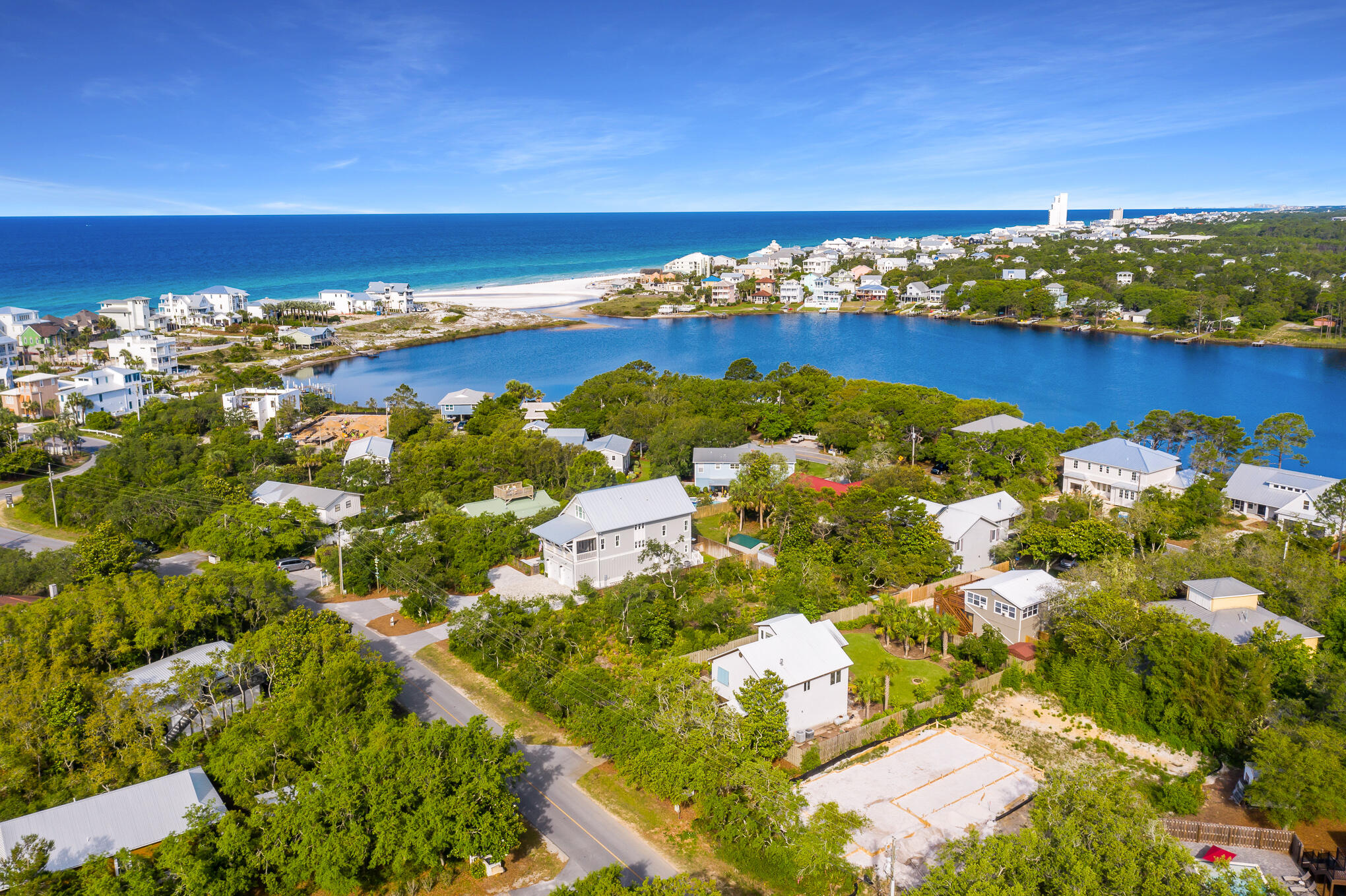 EASTERN LAKE ESTATES - Land