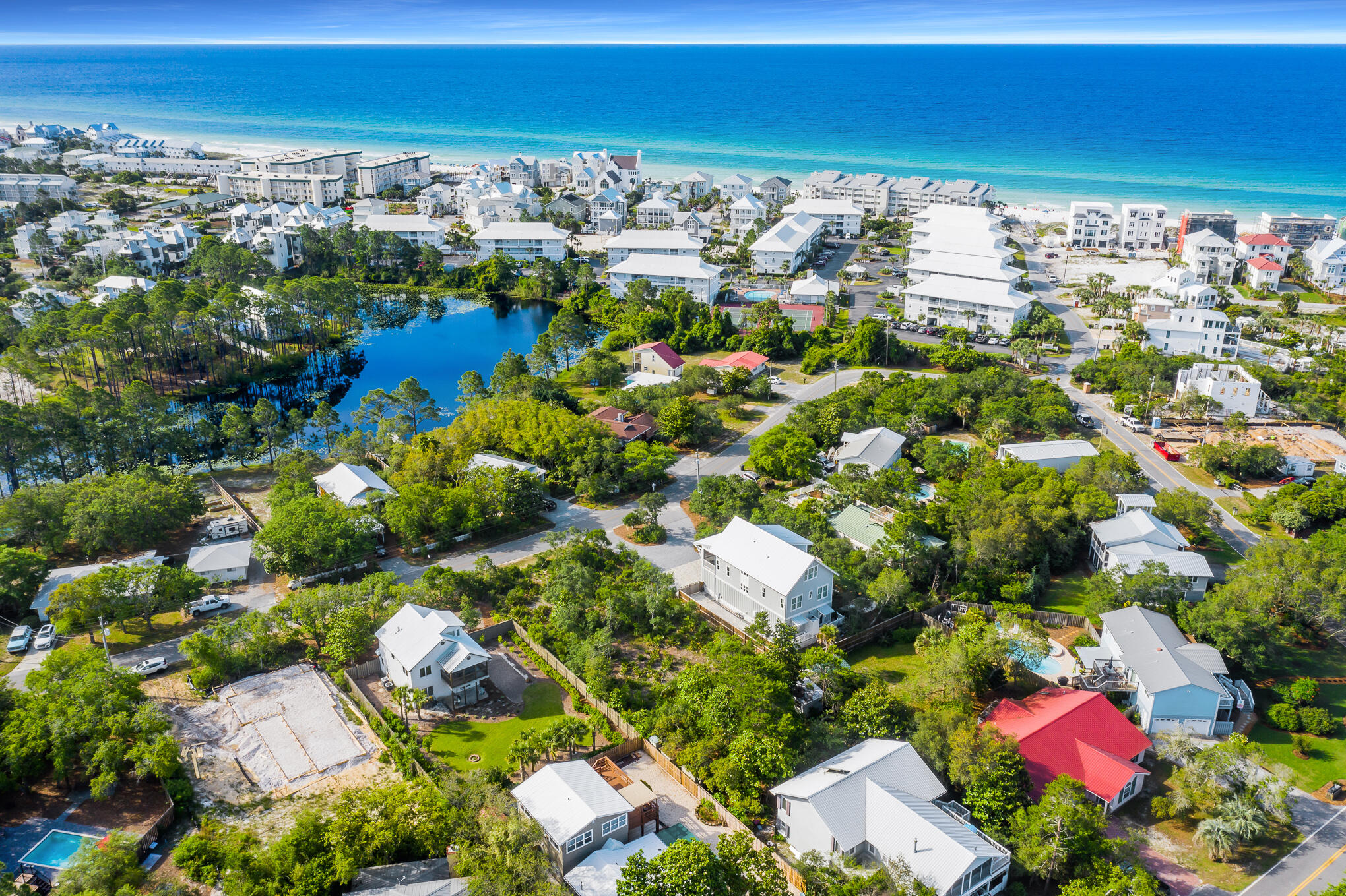 EASTERN LAKE ESTATES - Land