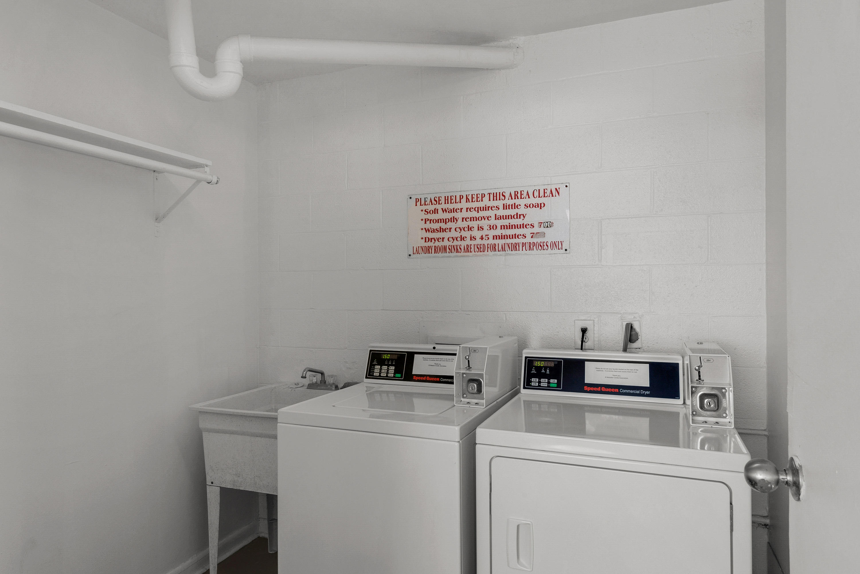 EL MATADOR CONDO - Residential