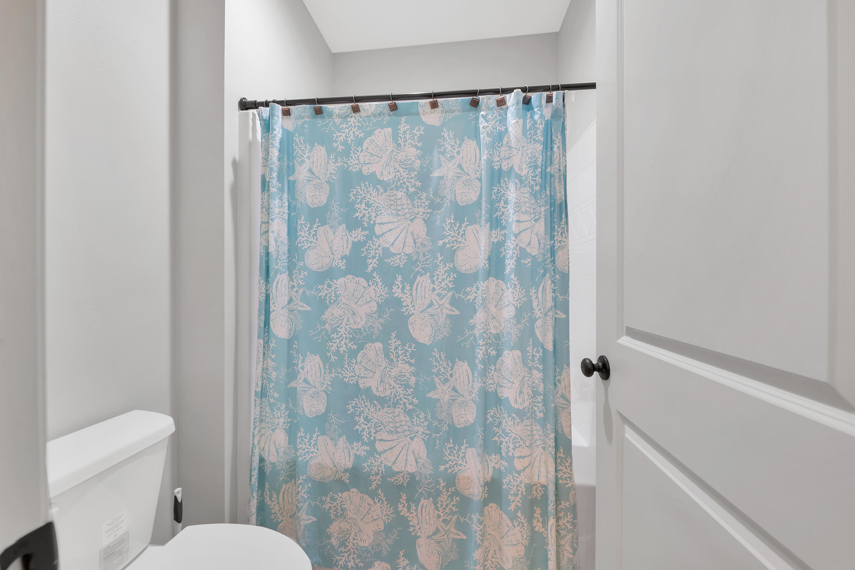 ELLIOTTS POINT - Residential