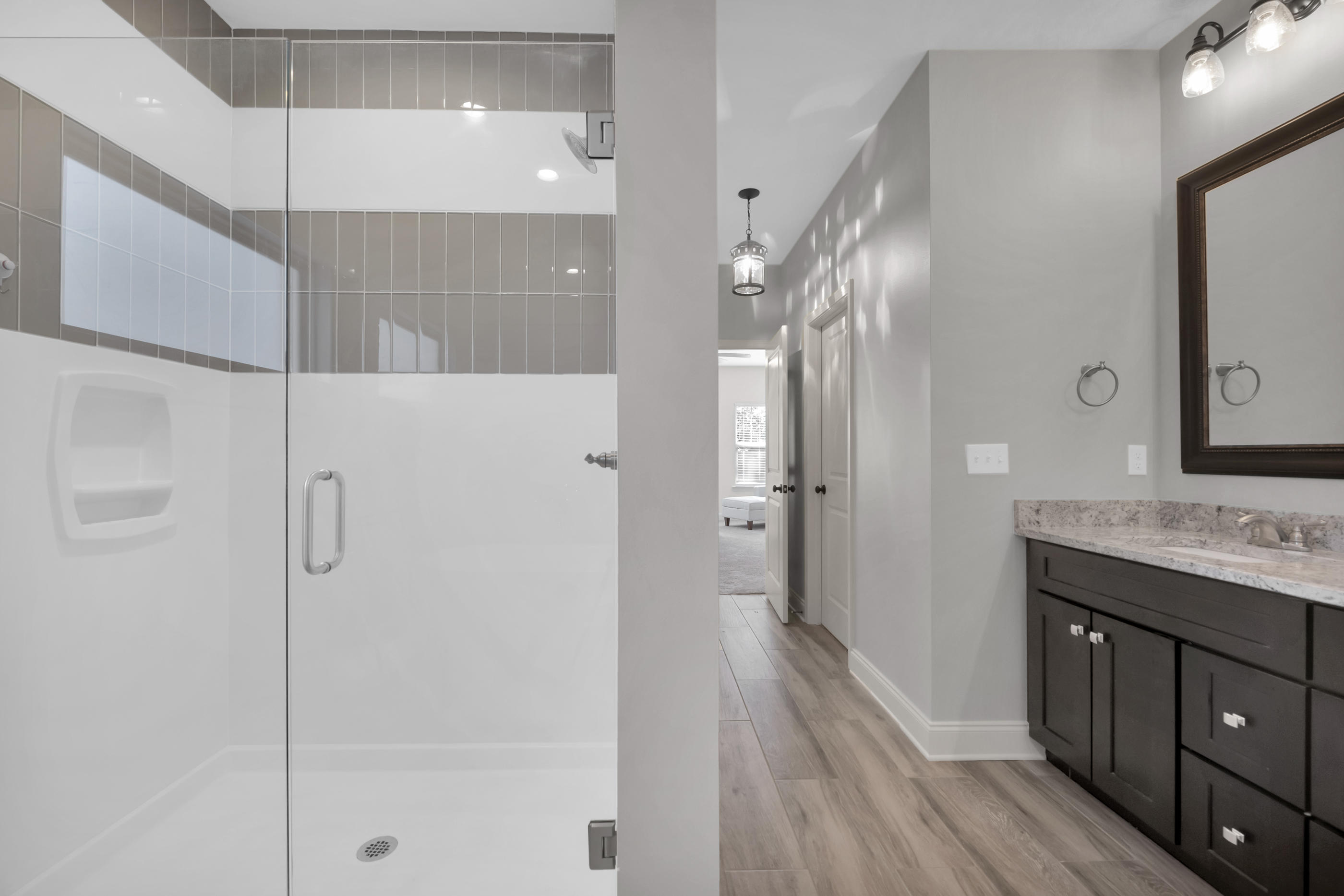 ELLIOTTS POINT - Residential