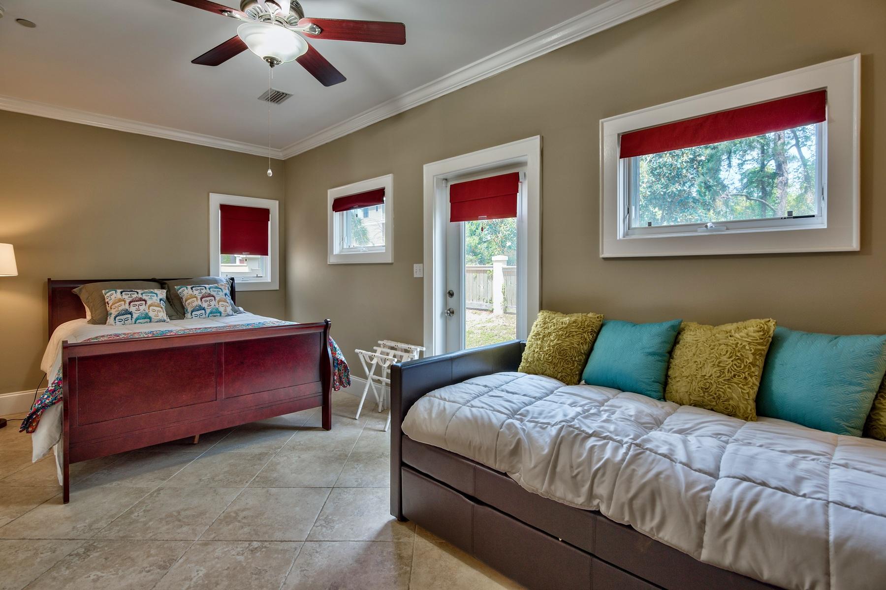 COASTAL DUNES - Residential