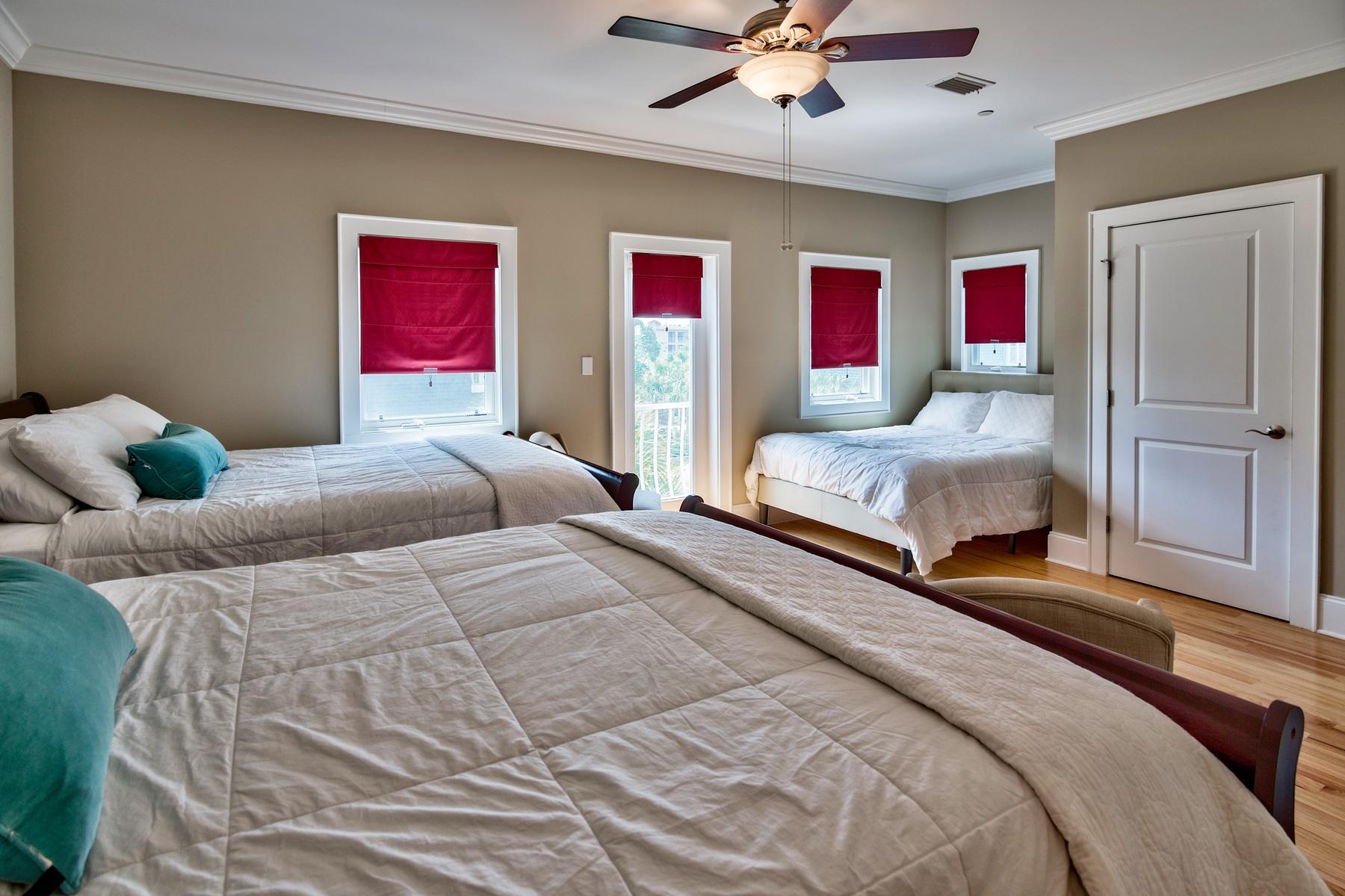 COASTAL DUNES - Residential