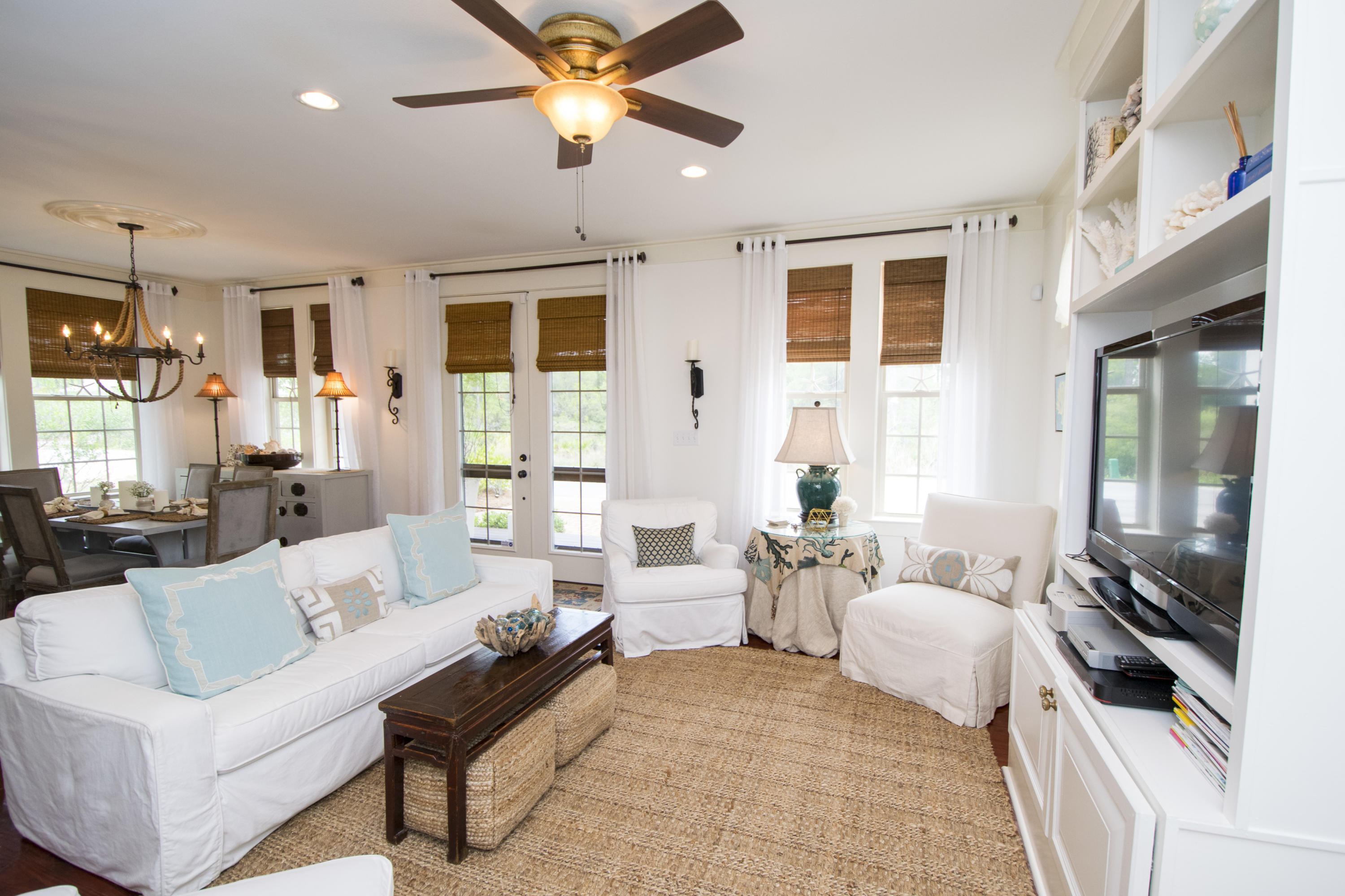 TREETOP - Residential