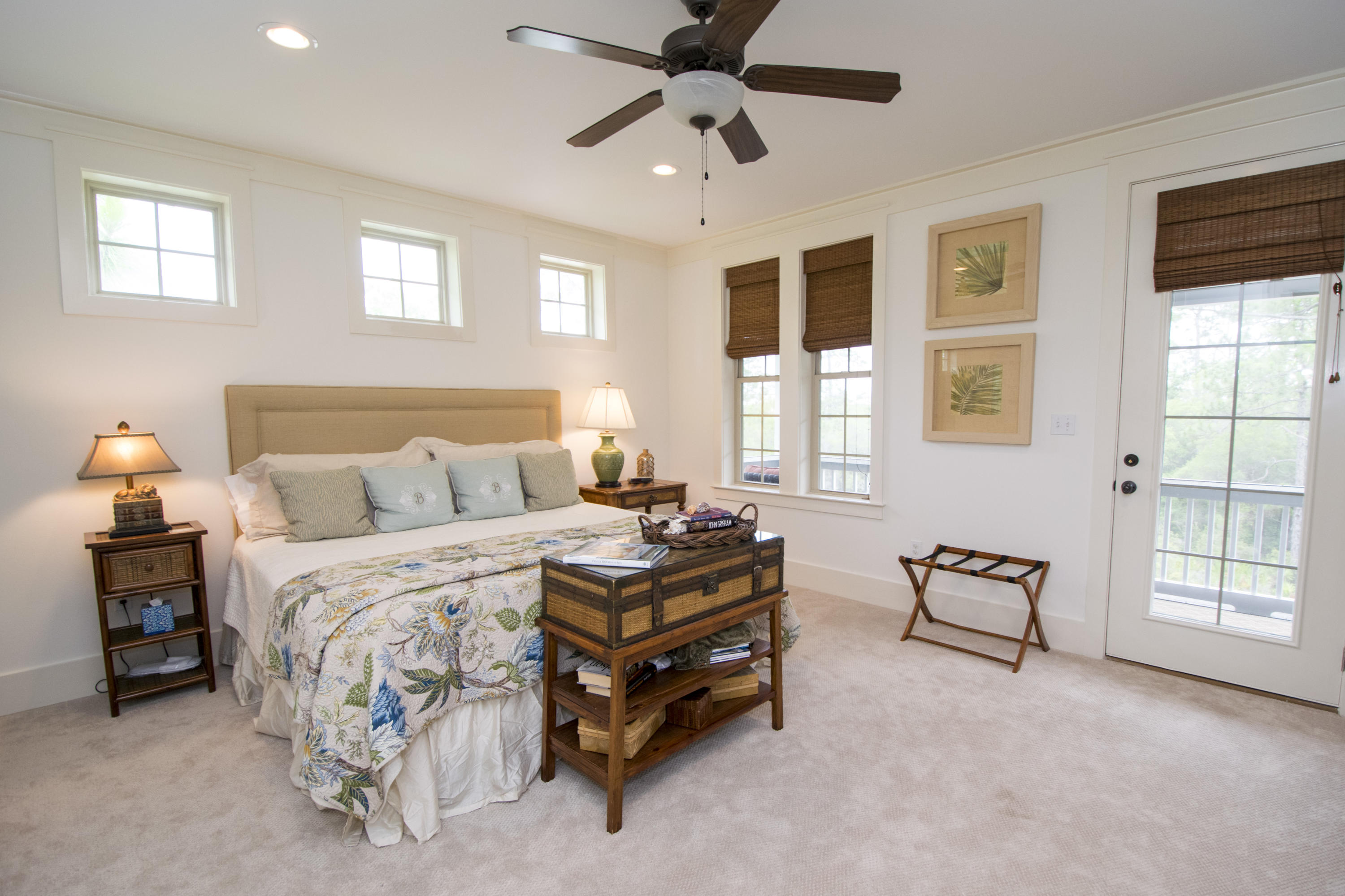 TREETOP - Residential