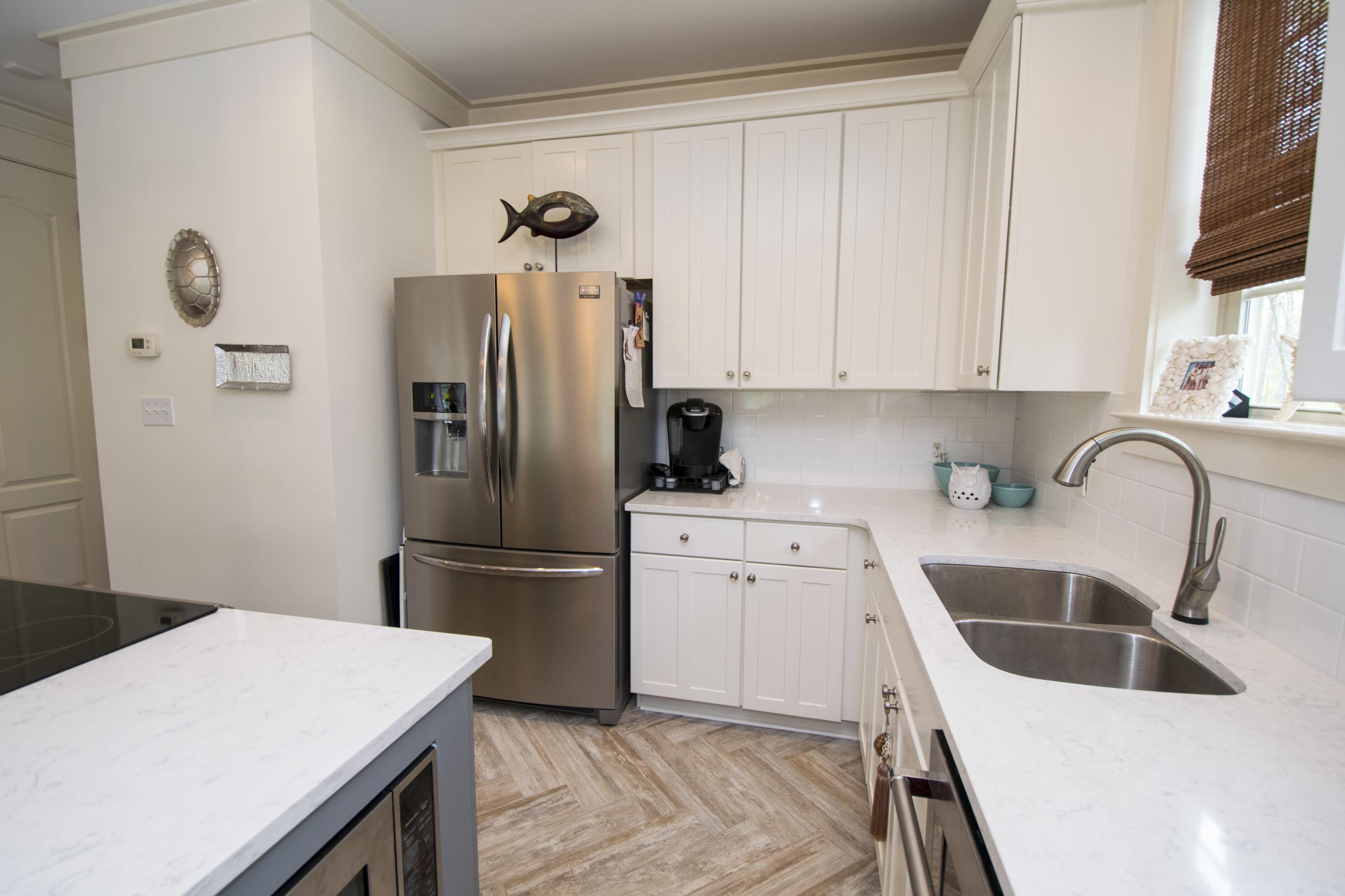 TREETOP - Residential