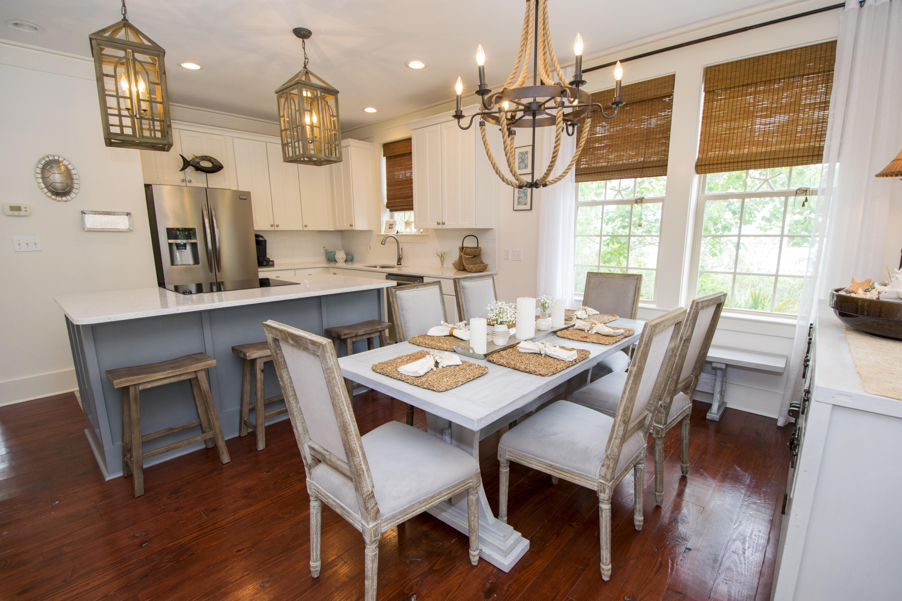 TREETOP - Residential