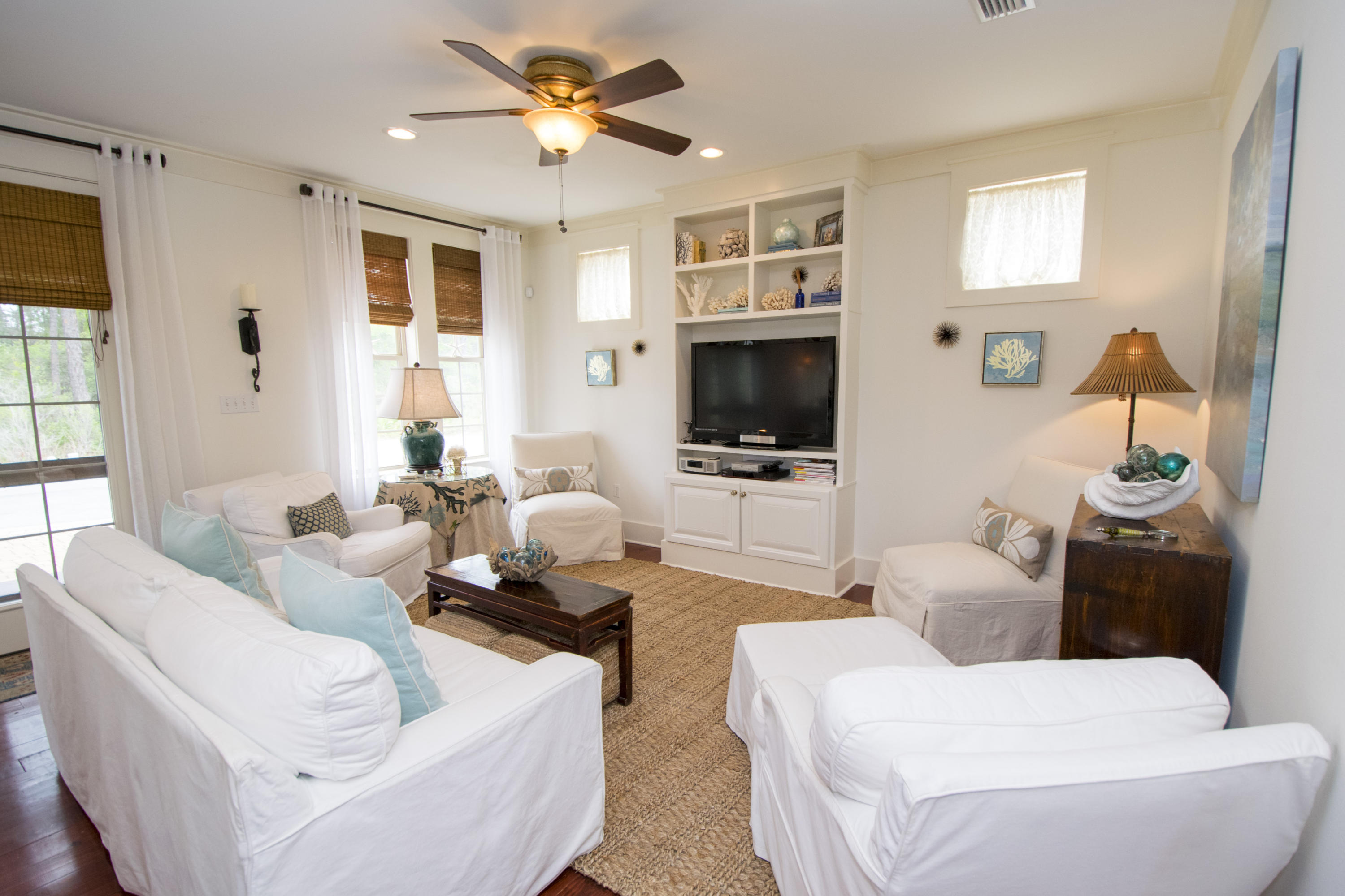 TREETOP - Residential